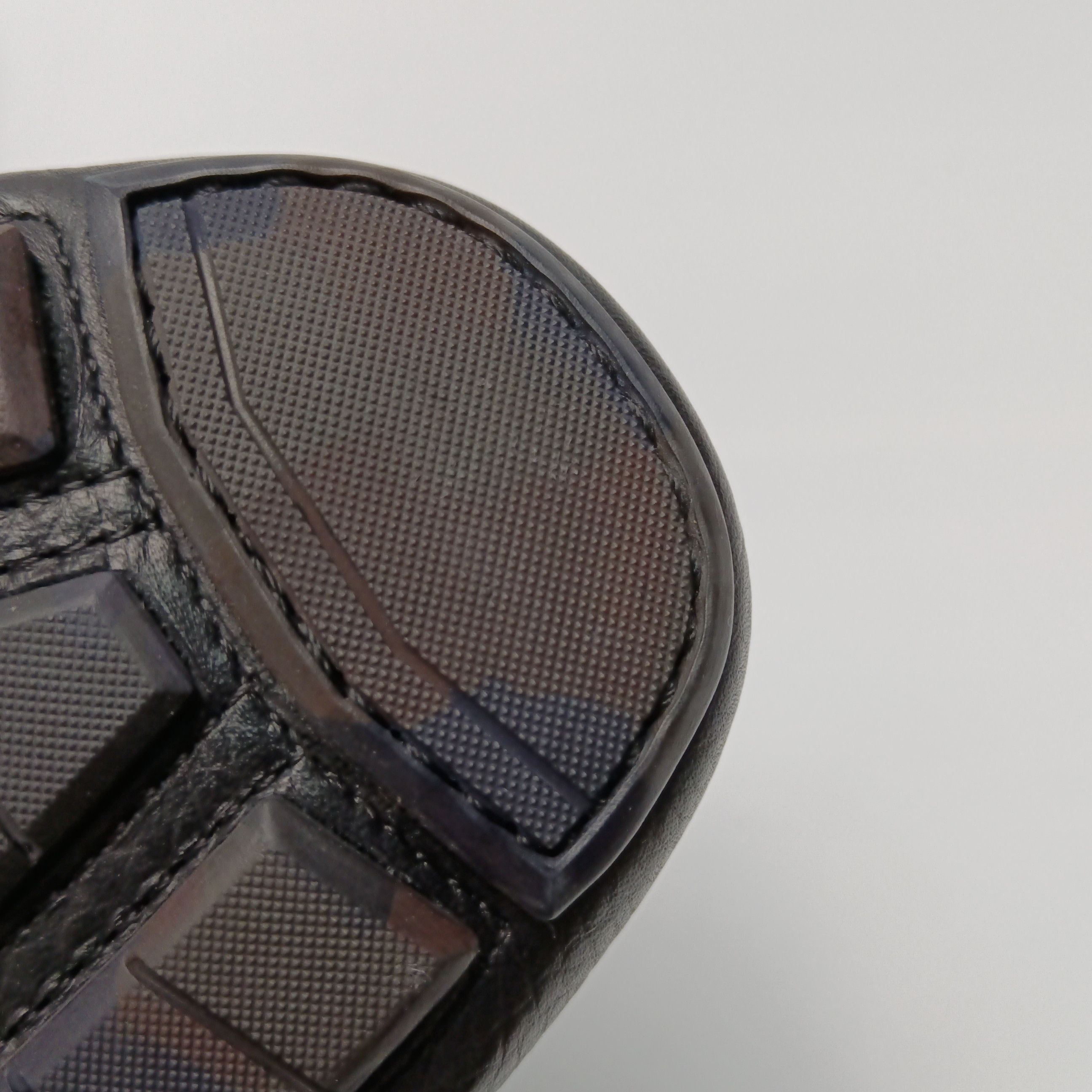 Salvatore Ferragamo Salvatore Ferragamo Gancini Leather Loafers US 8 Size US 8 / EU 41 - 11 Thumbnail