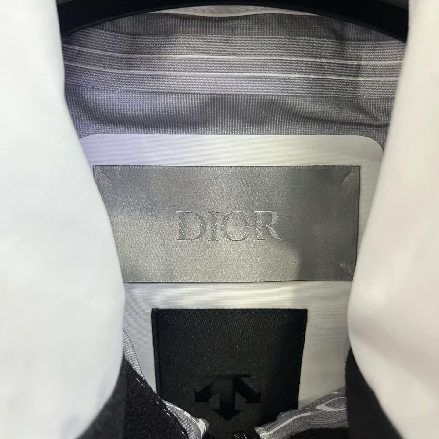 Dior Dior White Light Jacket s Men Size US S / EU 44-46 / 1 - 3 Thumbnail