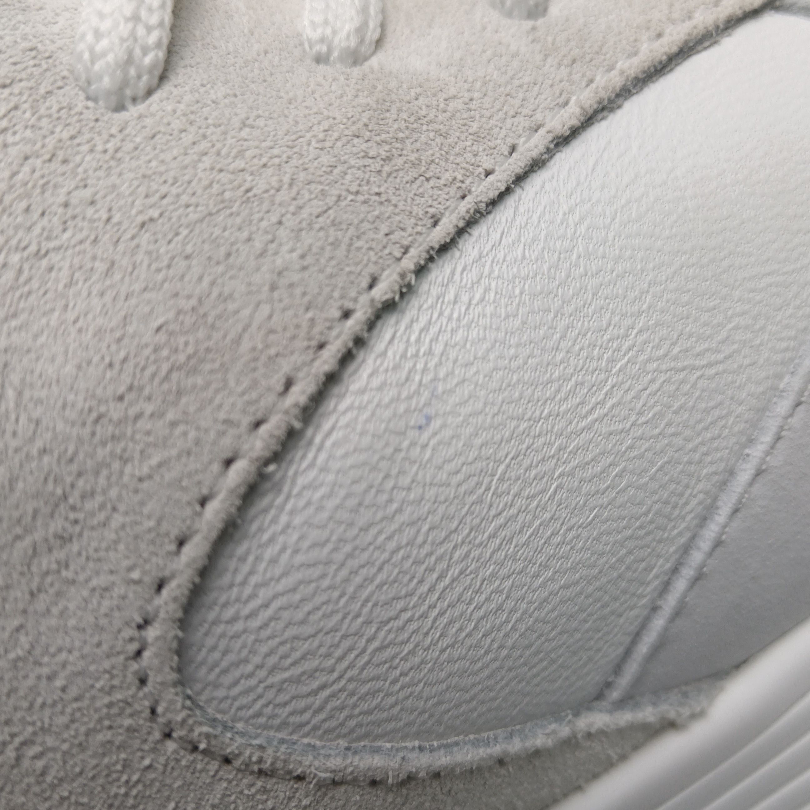 Hogan Hogan Logo Suede-Trim Sneakers EU 44 Size US 11 / EU 44 - 9 Thumbnail