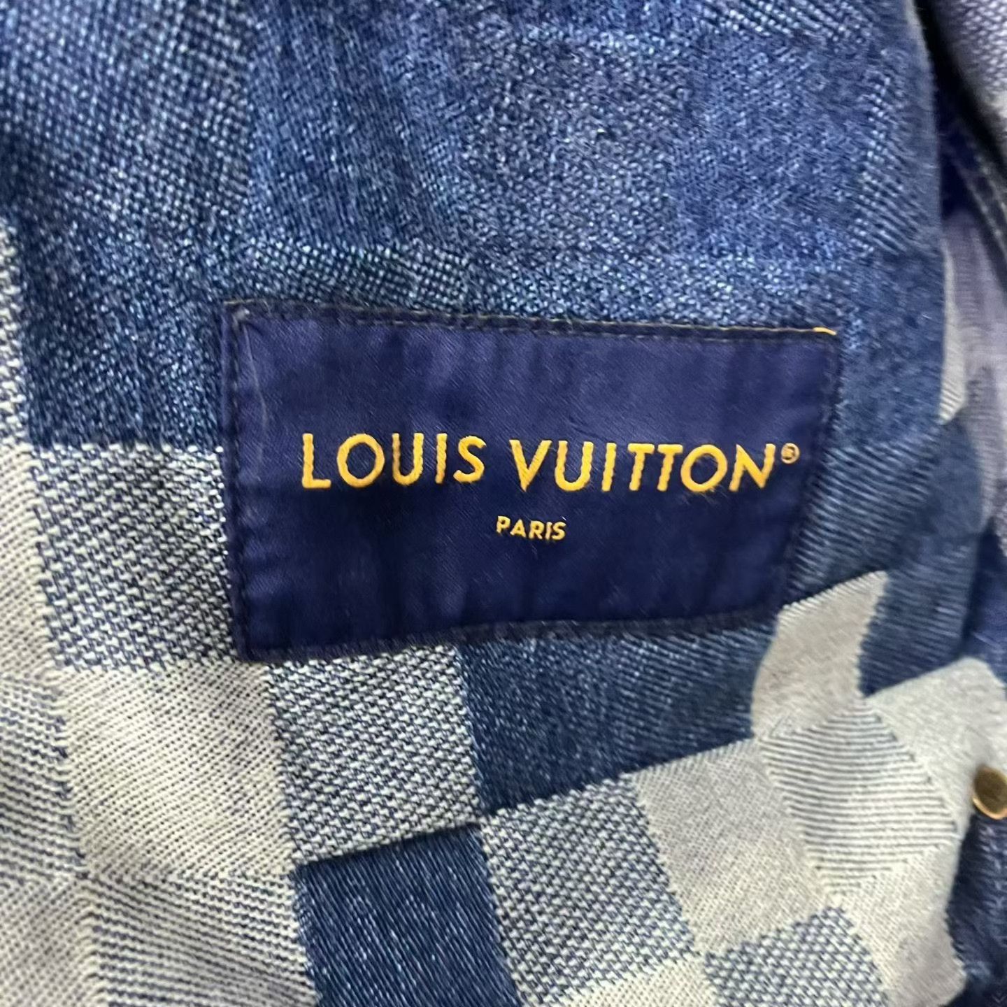 Louis Vuitton Louis Vuitton Printed Blue Light Jacket s Men Size US S / EU 44-46 / 1 - 3 Thumbnail