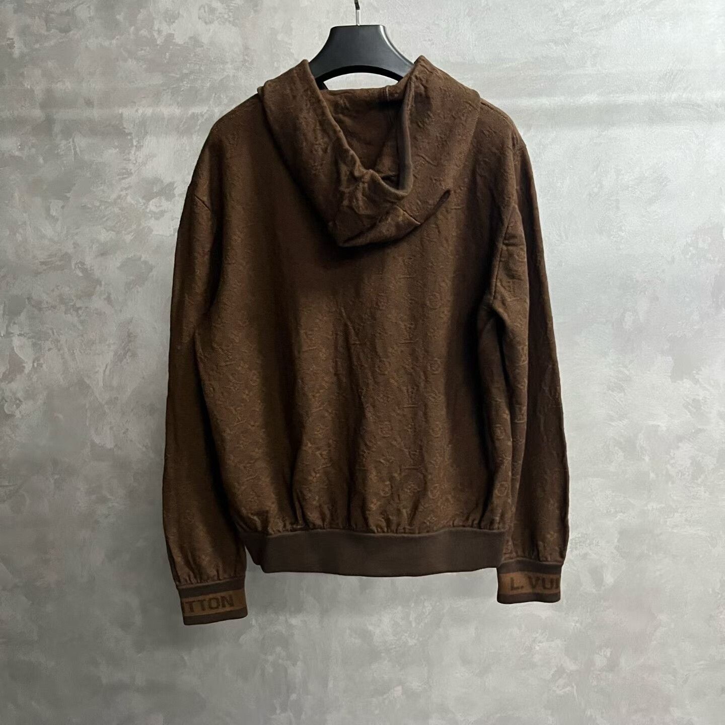 Louis Vuitton Louis Vuitton Brown Hoodie l Men Size US L / EU 52-54 / 3 - 2 Thumbnail