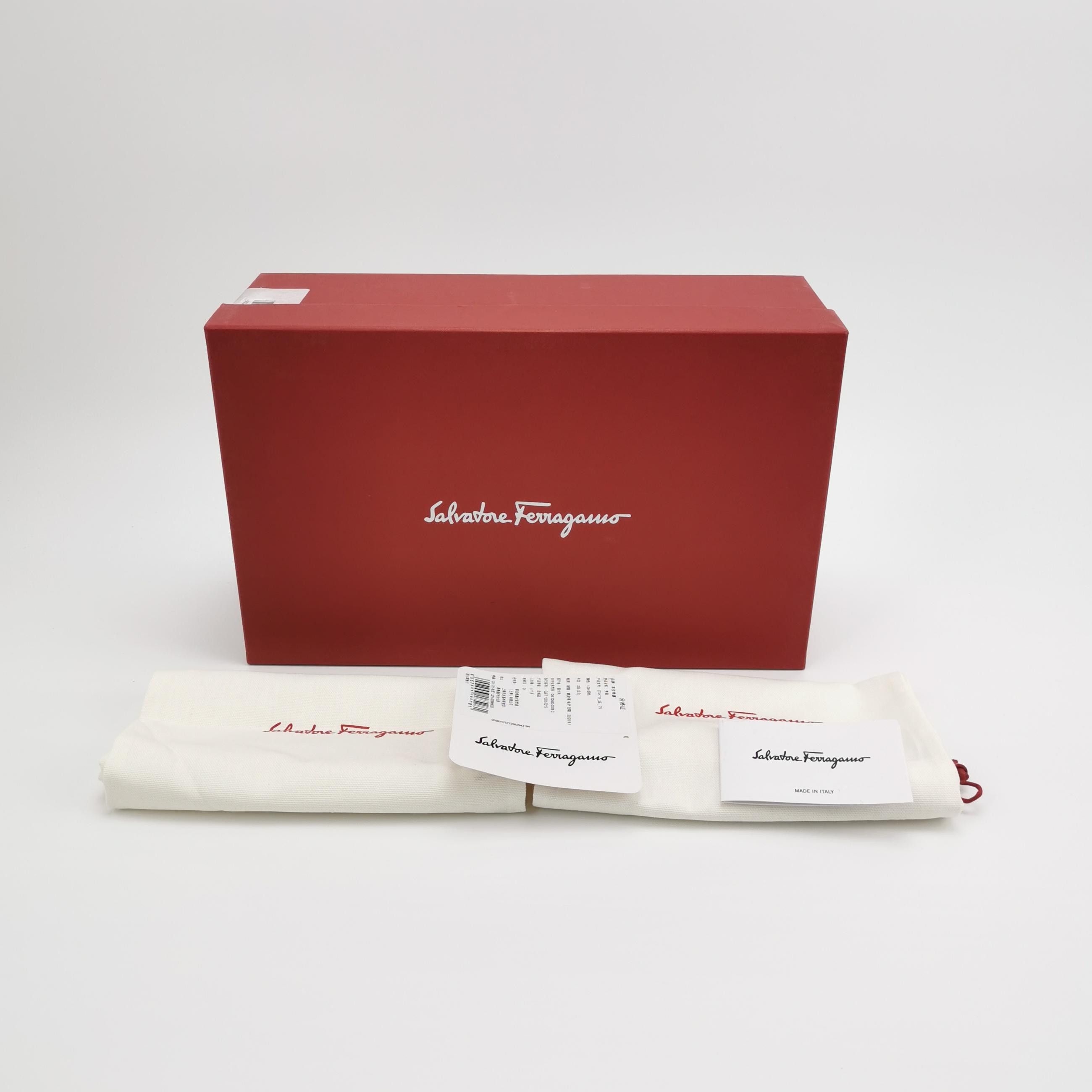 Salvatore Ferragamo Salvatore Ferragamo Pago Gancini Deer Leather Loafers 41.5 Size US 8 / EU 41 - 7 Thumbnail