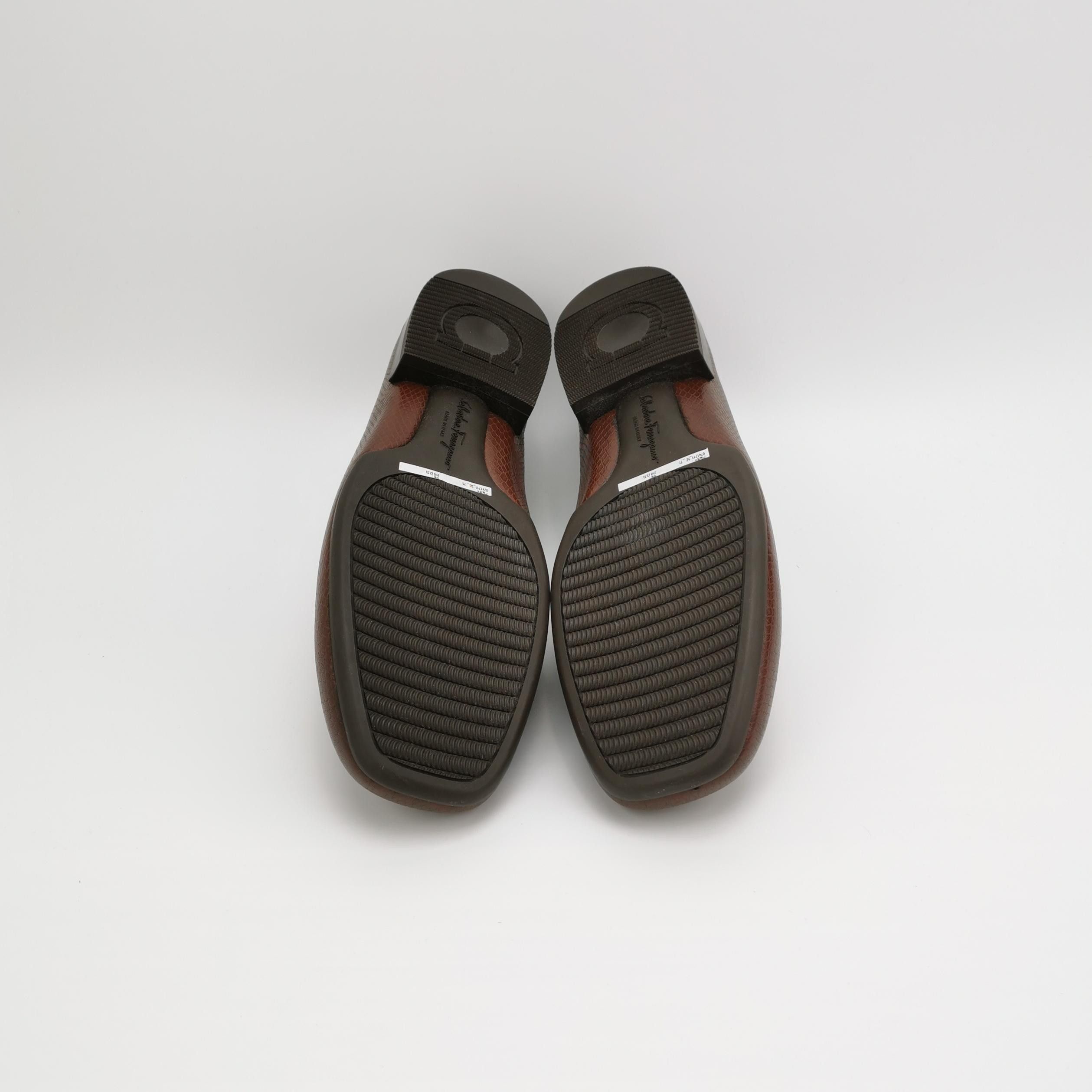 Salvatore Ferragamo Salvatore Ferragamo Gancini Deerskin Loafers EU 41.5 Size US 8 / EU 41 - 6 Thumbnail