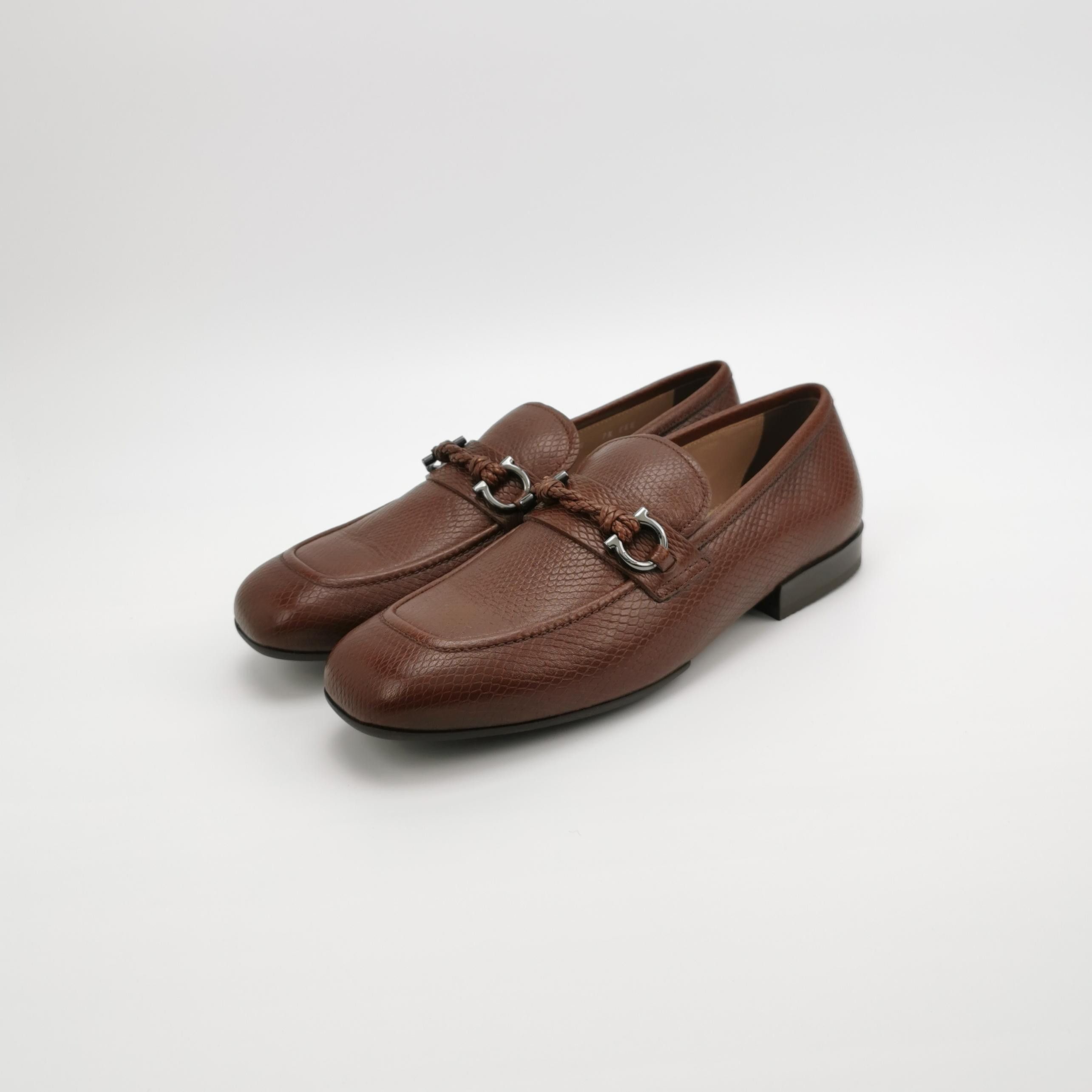 Salvatore Ferragamo Salvatore Ferragamo Gancini Deerskin Loafers EU 41.5 Size US 8 / EU 41 - 3 Thumbnail