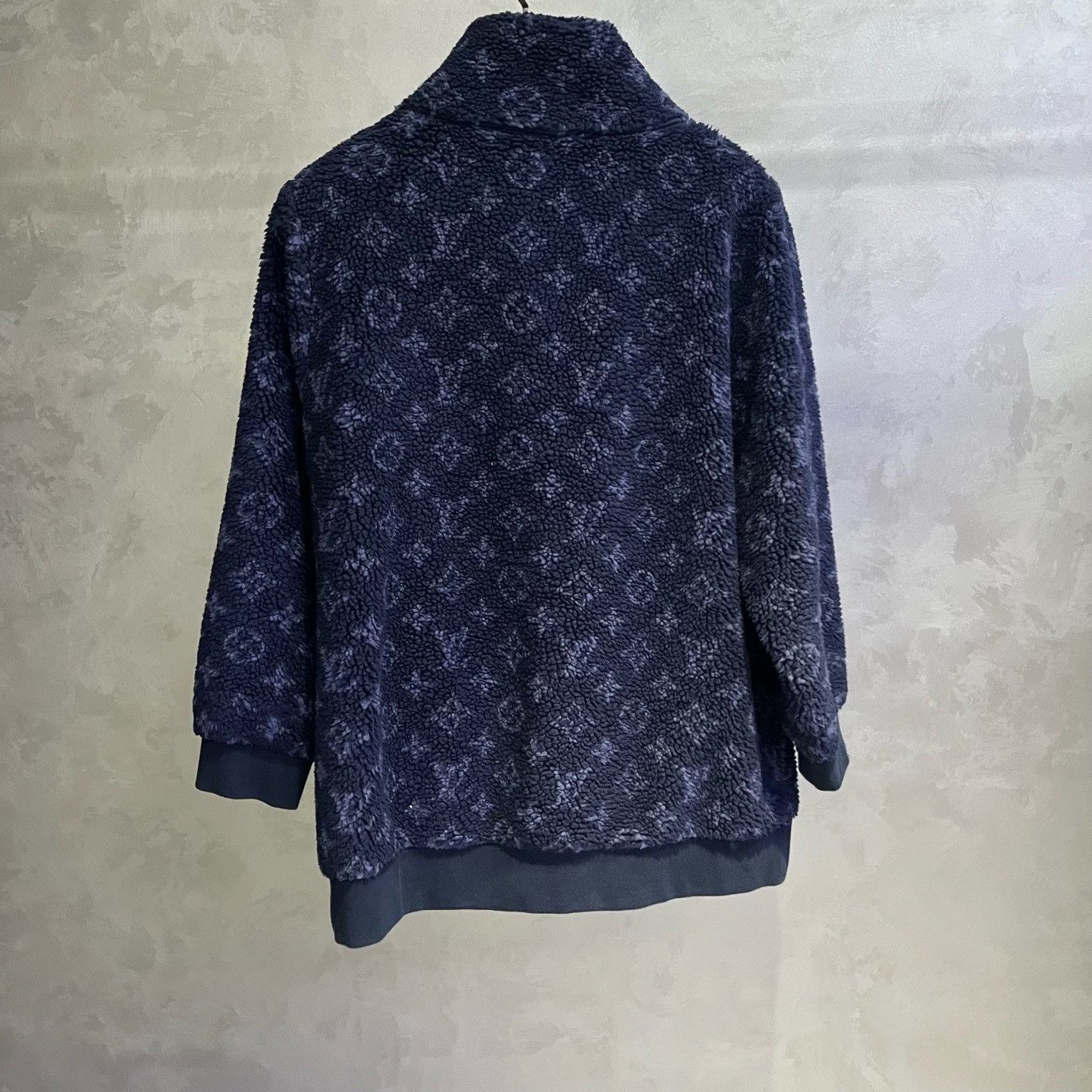 Louis Vuitton Louis Vuitton Blue Light Jacket xl Men Size US XL / EU 56 / 4 - 2 Thumbnail