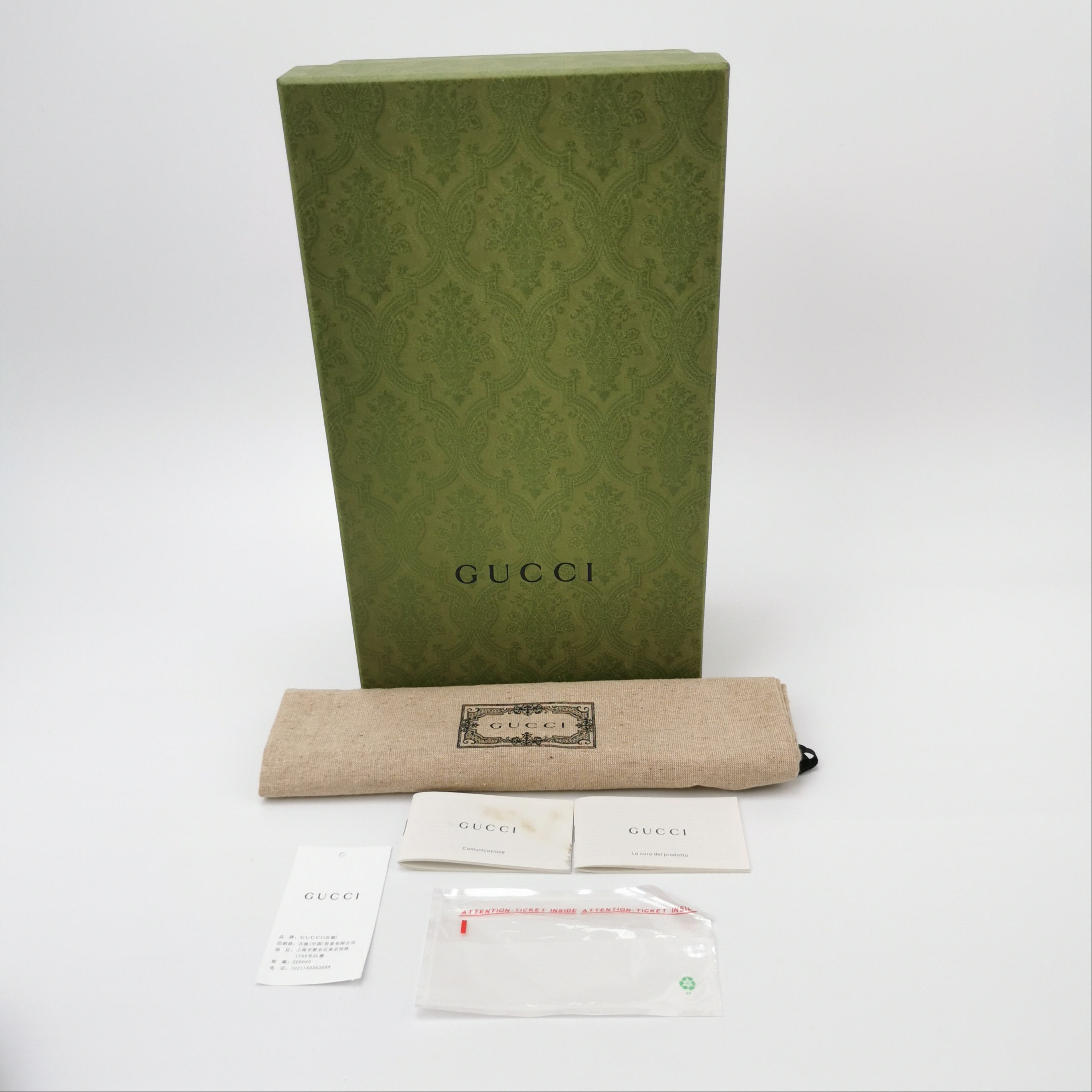 Gucci Gucci Interlocking G Leather Loafers Size 38.5 Size US 5.5 / EU 38 - 7 Thumbnail