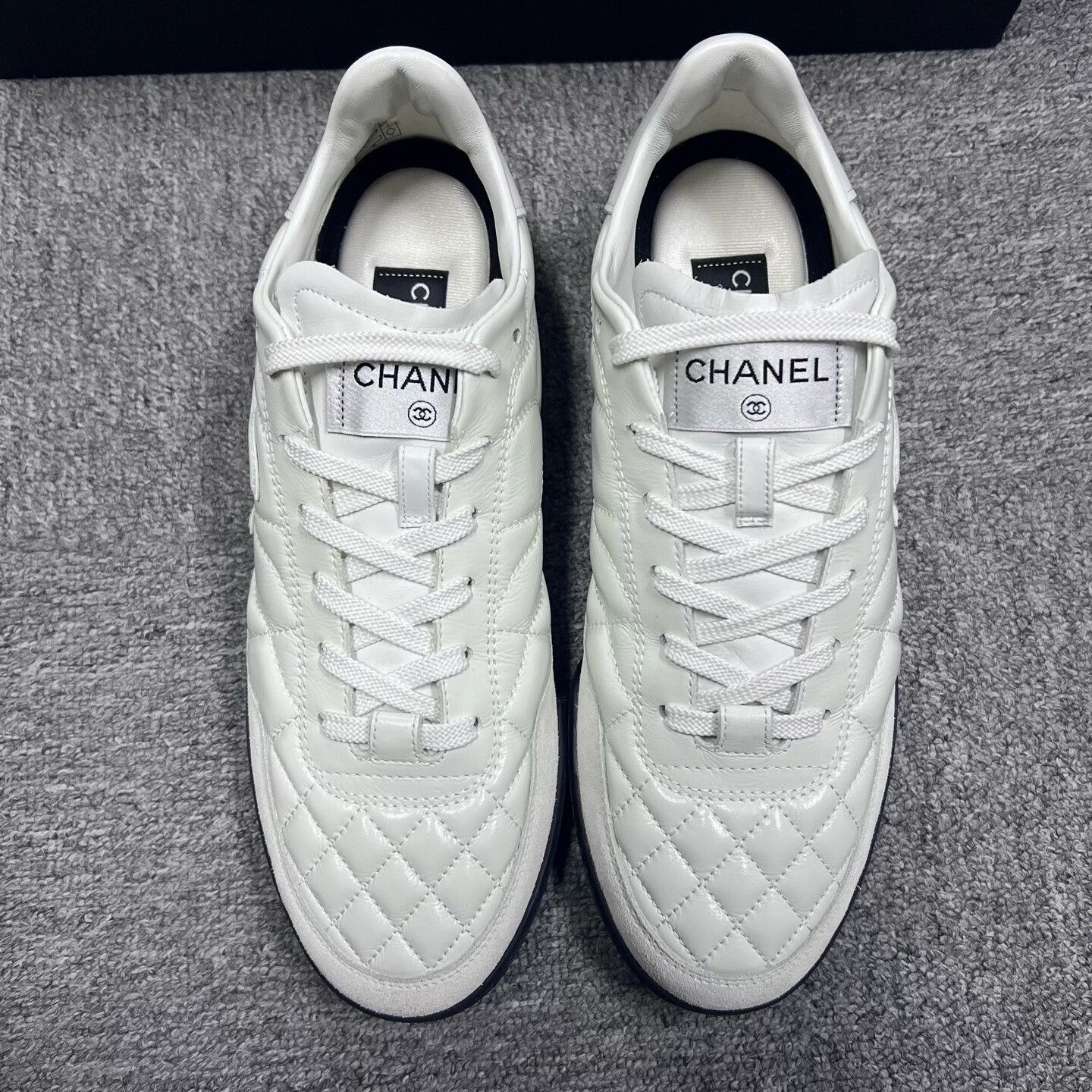 Chanel Chanel Casual White Lowtop Sneakers 9 Men Size US 9 / EU 42 - 2 Thumbnail