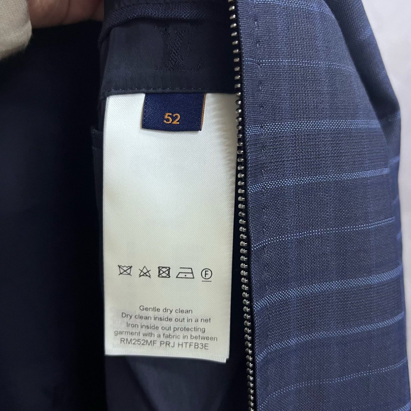 Louis Vuitton Louis Vuitton Plaid Blue Light Jacket m Men Size US M / EU 48-50 / 2 - 5 Thumbnail