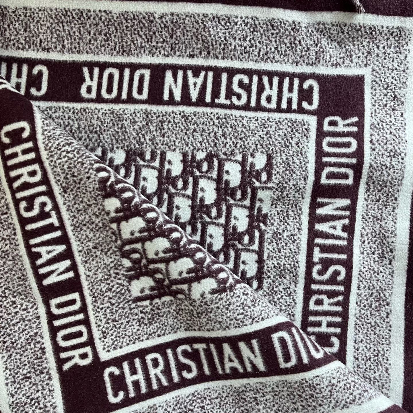 Dior Dior Wool Printed Red Scarf one size Men Size ONE SIZE - 2 Thumbnail