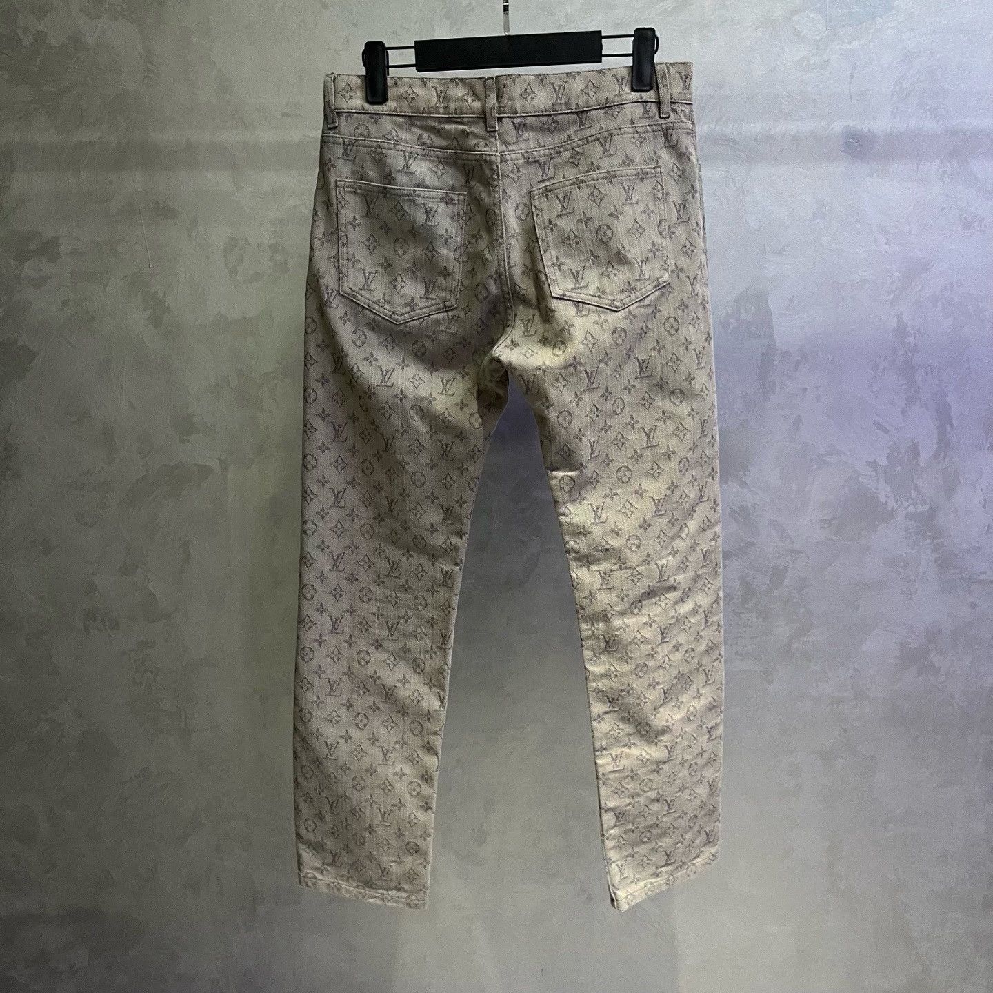 Louis Vuitton Louis Vuitton Casual Denim Gray Denim Jeans 28 Men Size US 28 / EU 44 - 2 Thumbnail