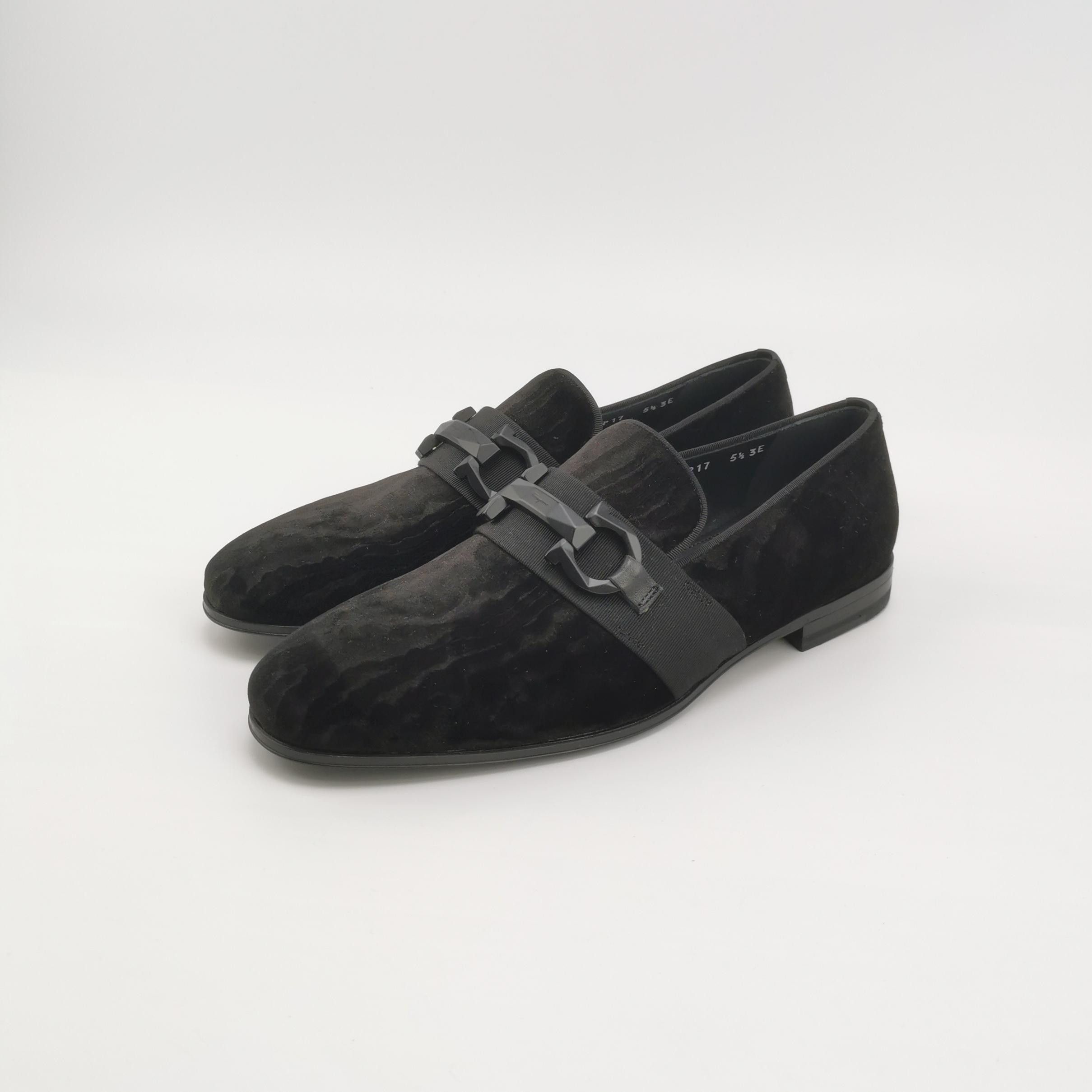 Salvatore Ferragamo Salvatore Ferragamo Velvet Gancini Loafers US 5.5 Size US 6 / EU 39 - 3 Thumbnail