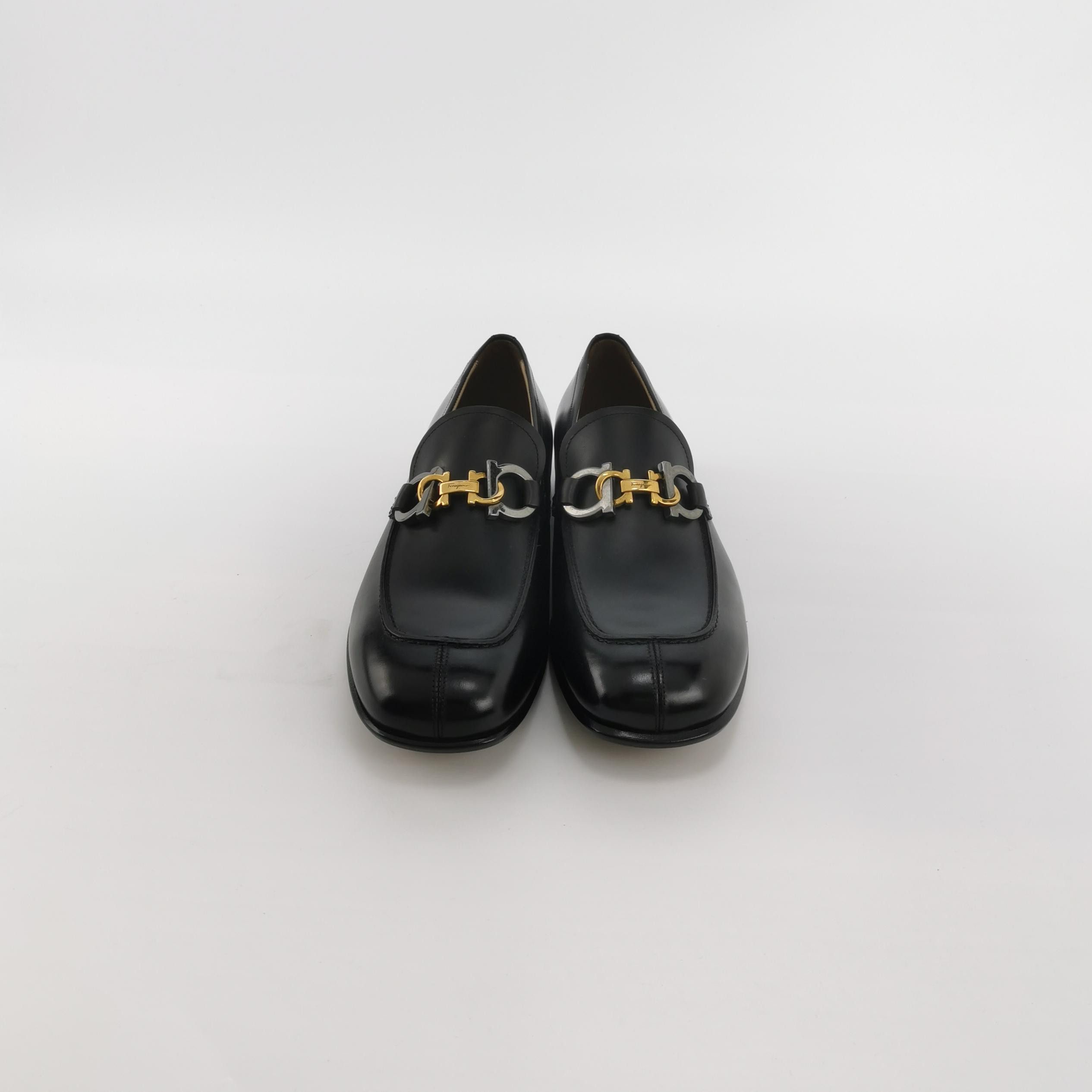 Salvatore Ferragamo Ferragamo Gancini Calfskin Loafers 39.5 Size US 6 / EU 39 - 4 Thumbnail