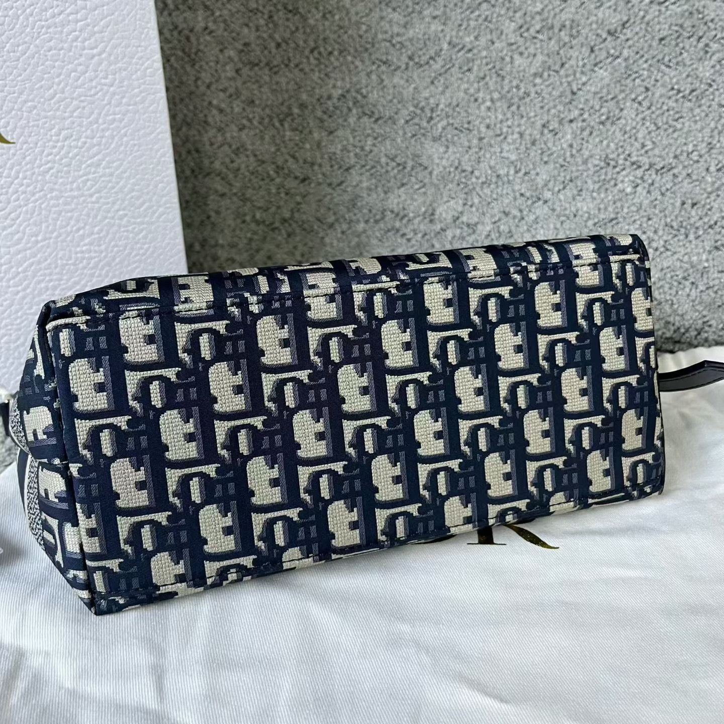 Dior Dior Techwear Multi Shoulder Bag OS Women Size ONE SIZE - 2 Thumbnail