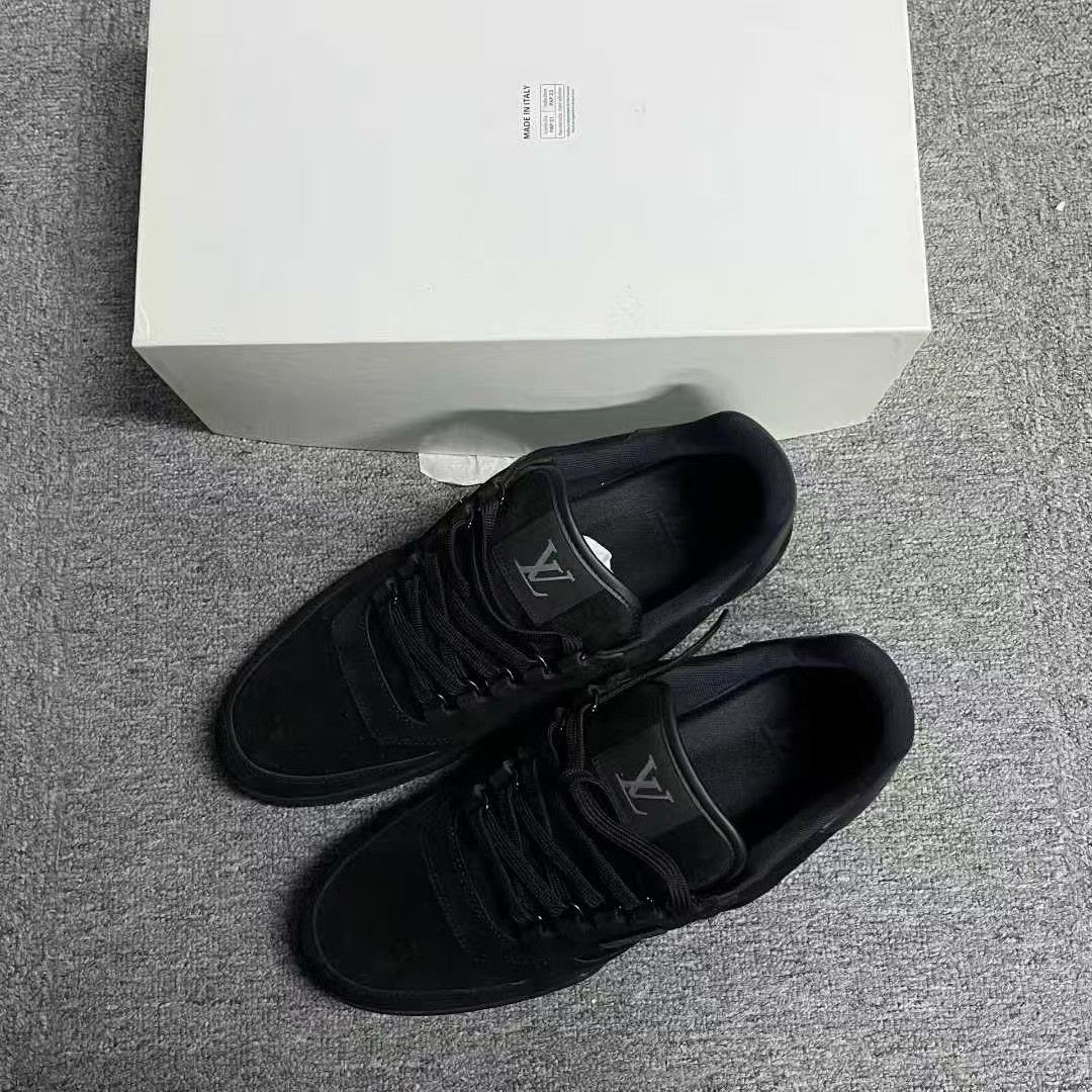 Louis Vuitton Louis Vuitton Casual Black Lowtop Sneakers 10 Men Size US 10 / EU 43 - 5 Thumbnail