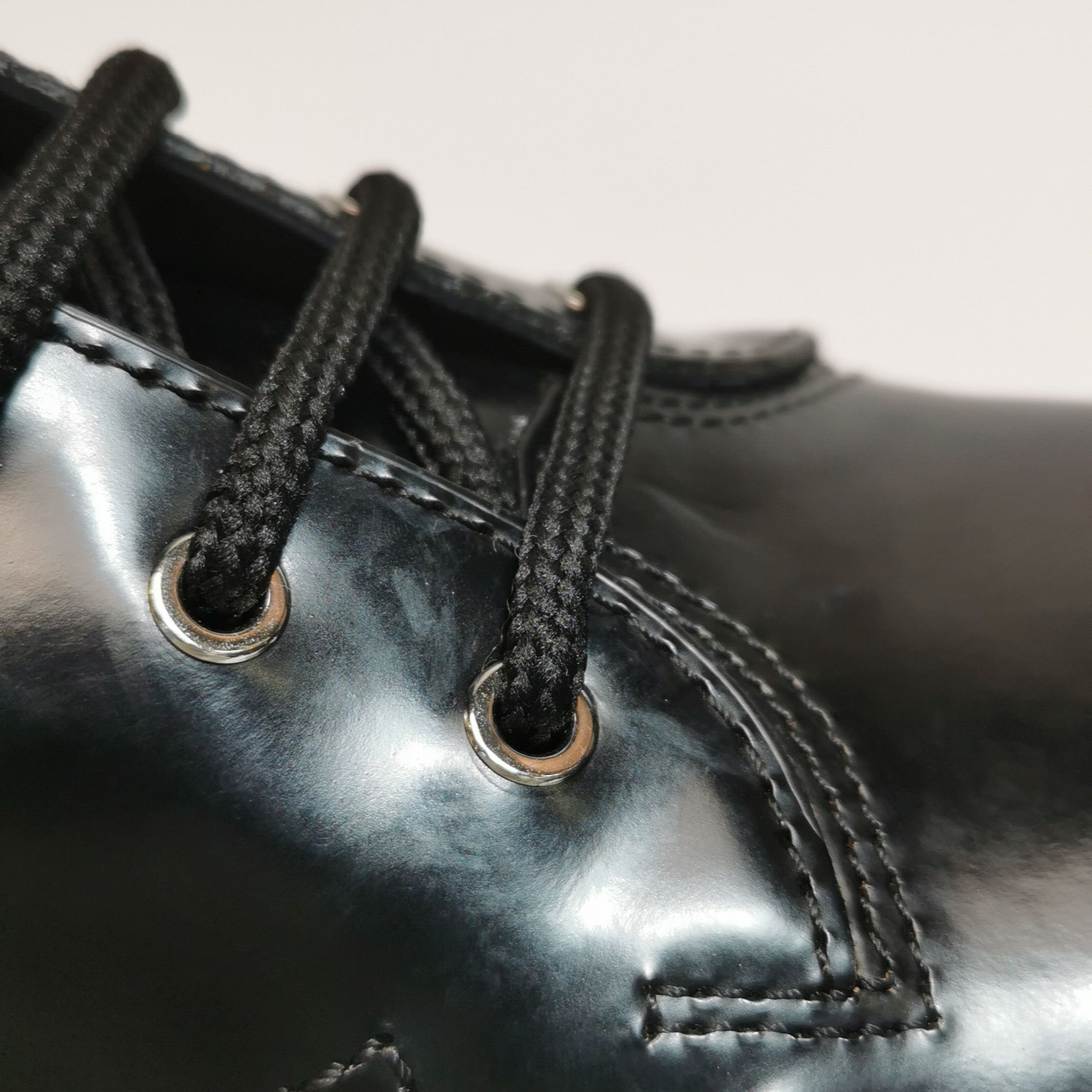 Alexander McQueen Alexander McQueen Studded Leather Boots 40 Size US 7 / EU 40 - 9 Thumbnail