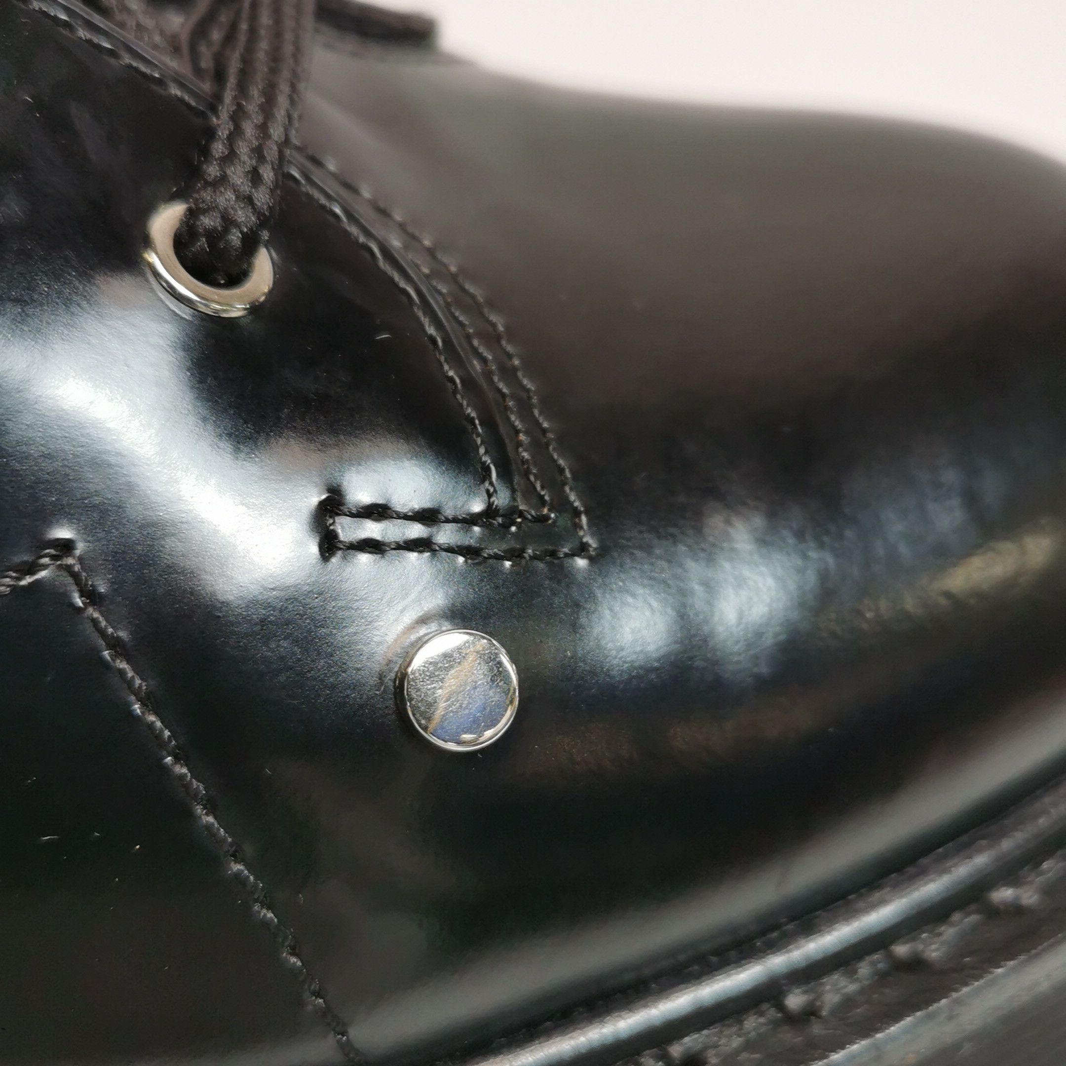 Alexander McQueen Alexander McQueen Studded Leather Boots 40 Size US 7 / EU 40 - 13 Thumbnail