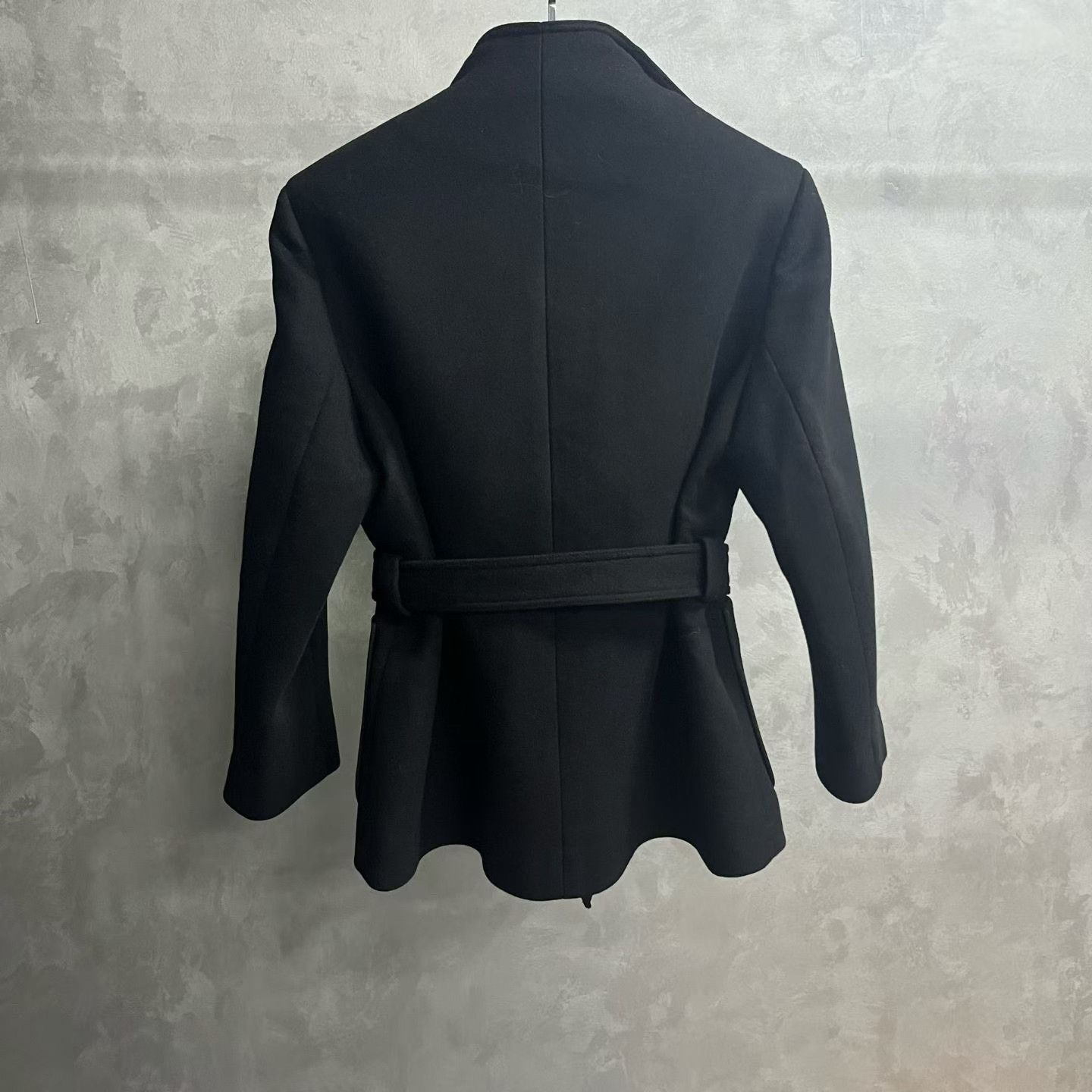 Louis Vuitton Louis Vuitton Black Coat S Women Size S / US 4 / IT 40 - 2 Thumbnail