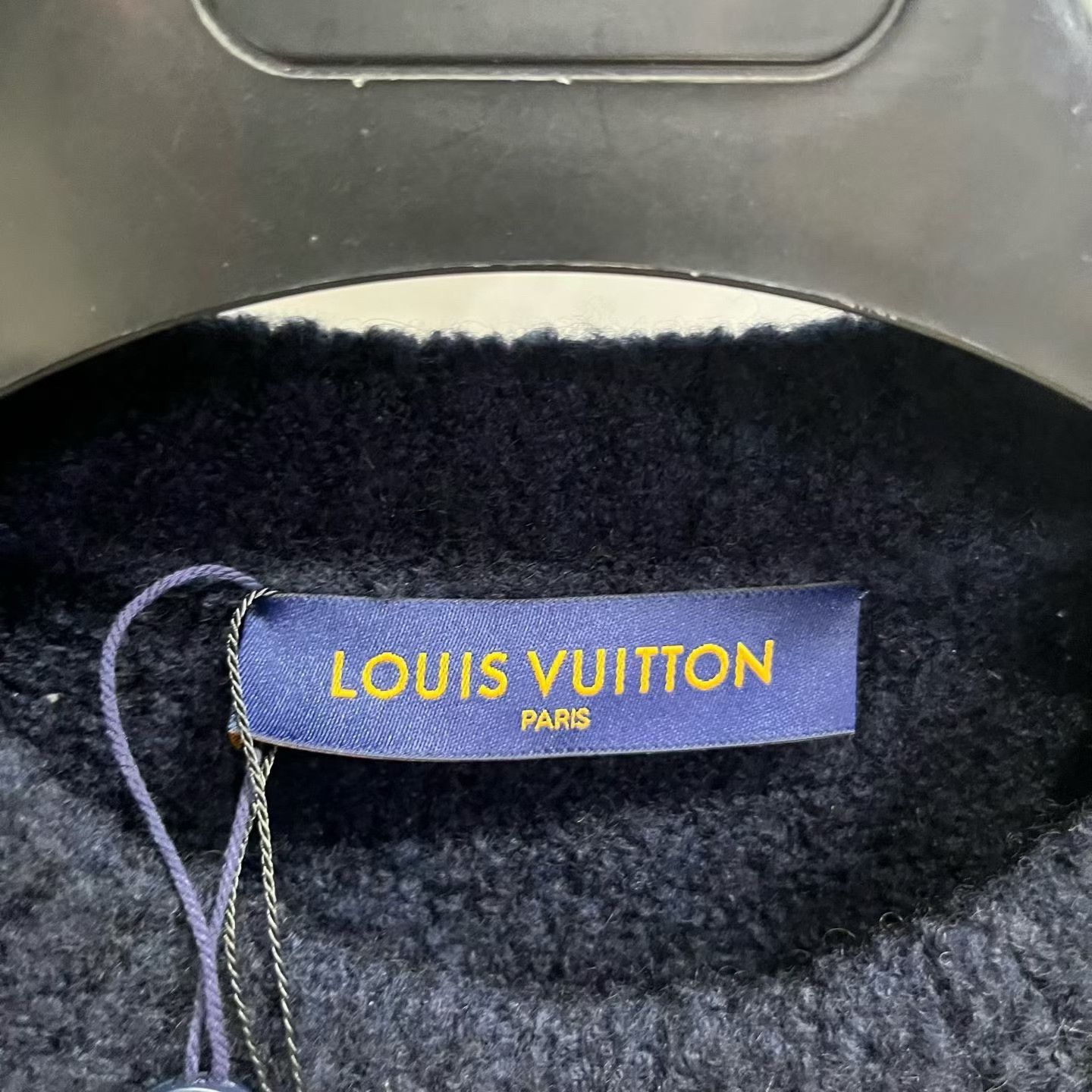 Louis Vuitton Louis Vuitton Wool Blue Sweater l Men Size US L / EU 52-54 / 3 - 4 Thumbnail