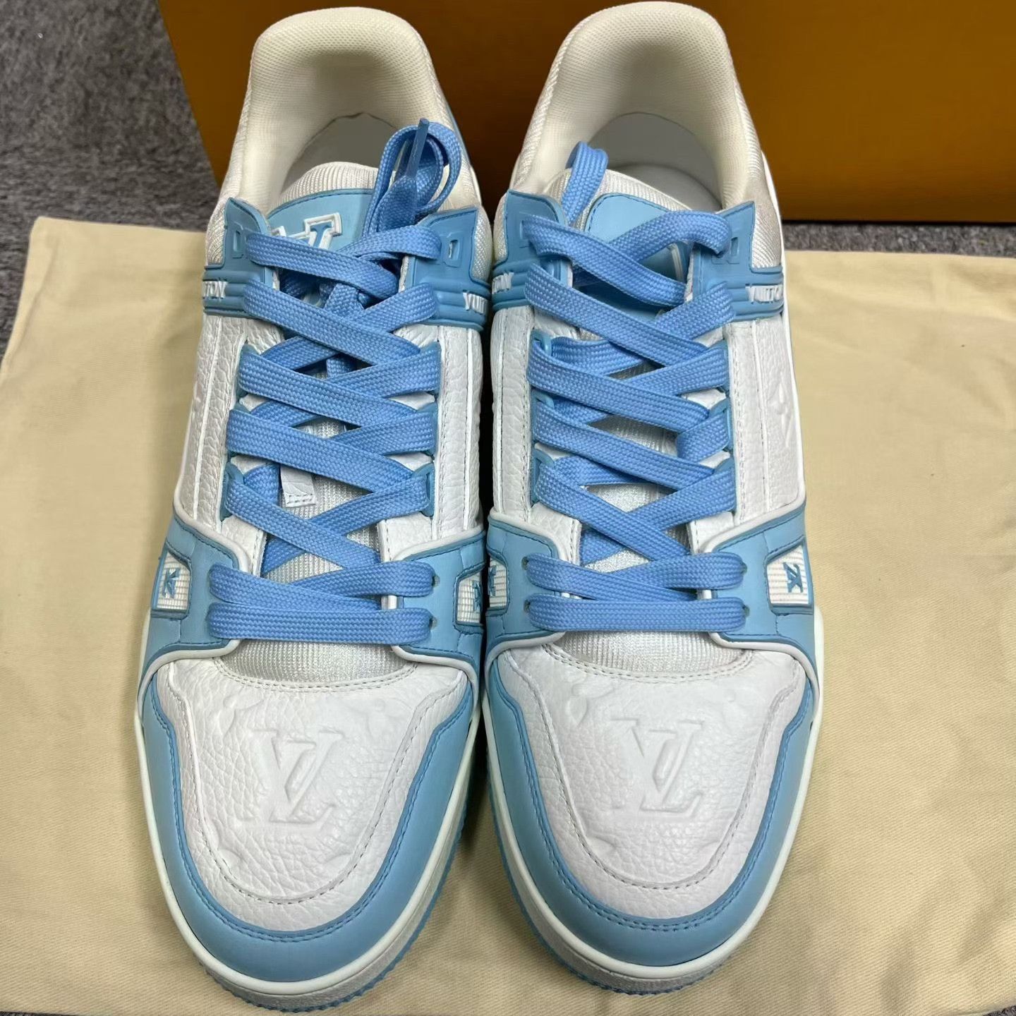 Louis Vuitton Louis Vuitton Leather Blue Lowtop Sneakers 9 Men Size US 9 / EU 42 - 2 Thumbnail
