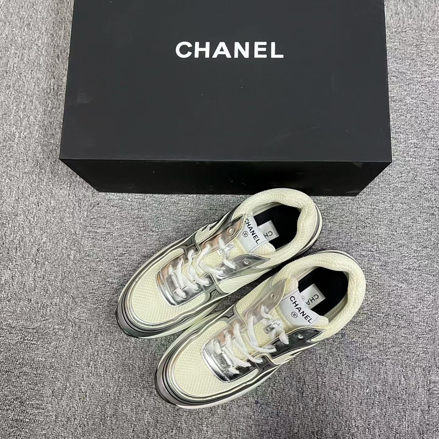 Chanel Chanel Casual Silver Lowtop Sneakers 11 Men Size US 11 / EU 44 - 3 Thumbnail
