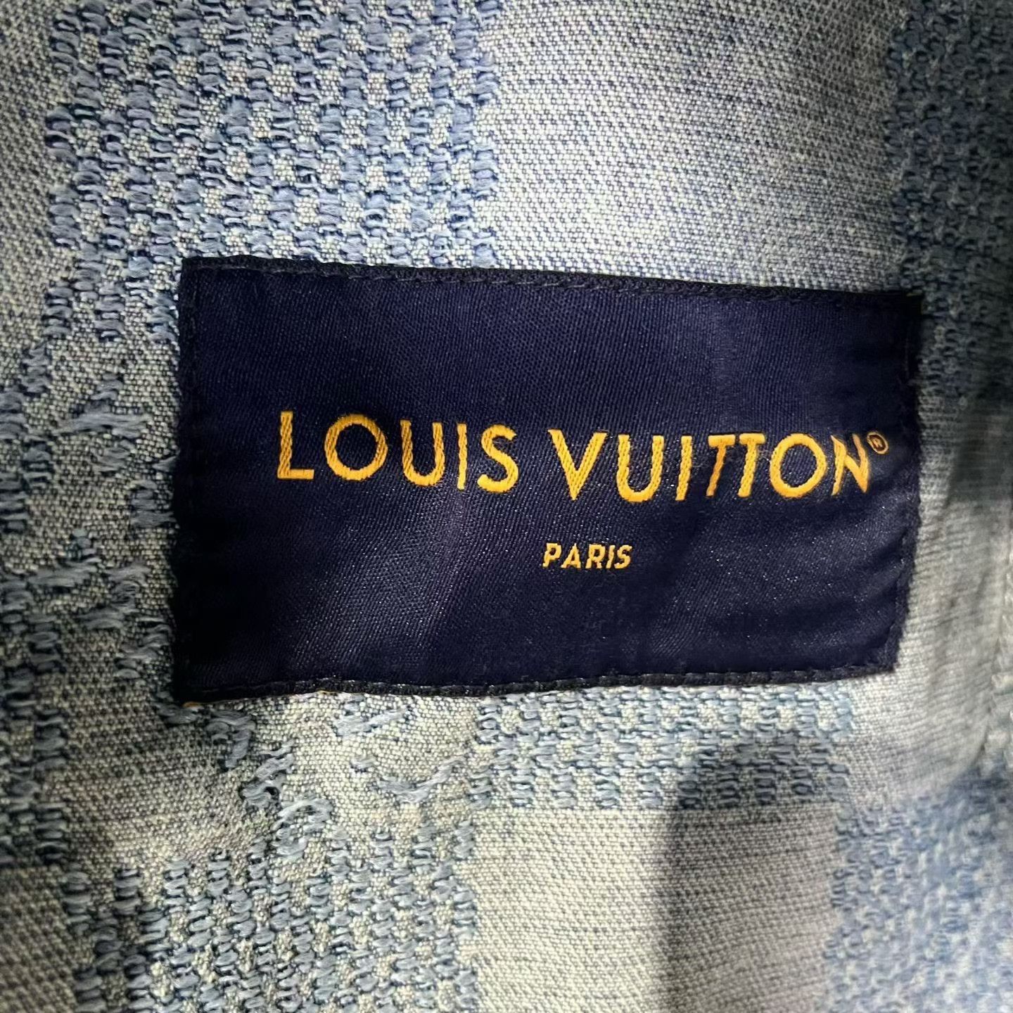 Louis Vuitton Louis Vuitton Plaid Blue Light Jacket xs Men Size US XS / EU 42 / 0 - 3 Thumbnail