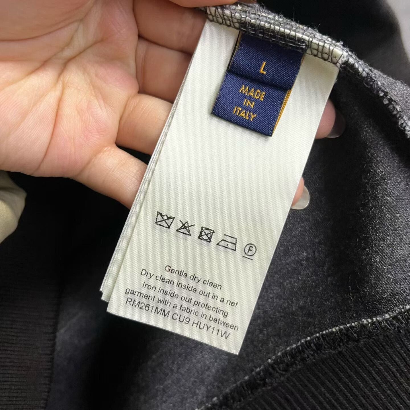 Louis Vuitton Louis Vuitton Sweater l Men Size US L / EU 52-54 / 3 - 4 Thumbnail