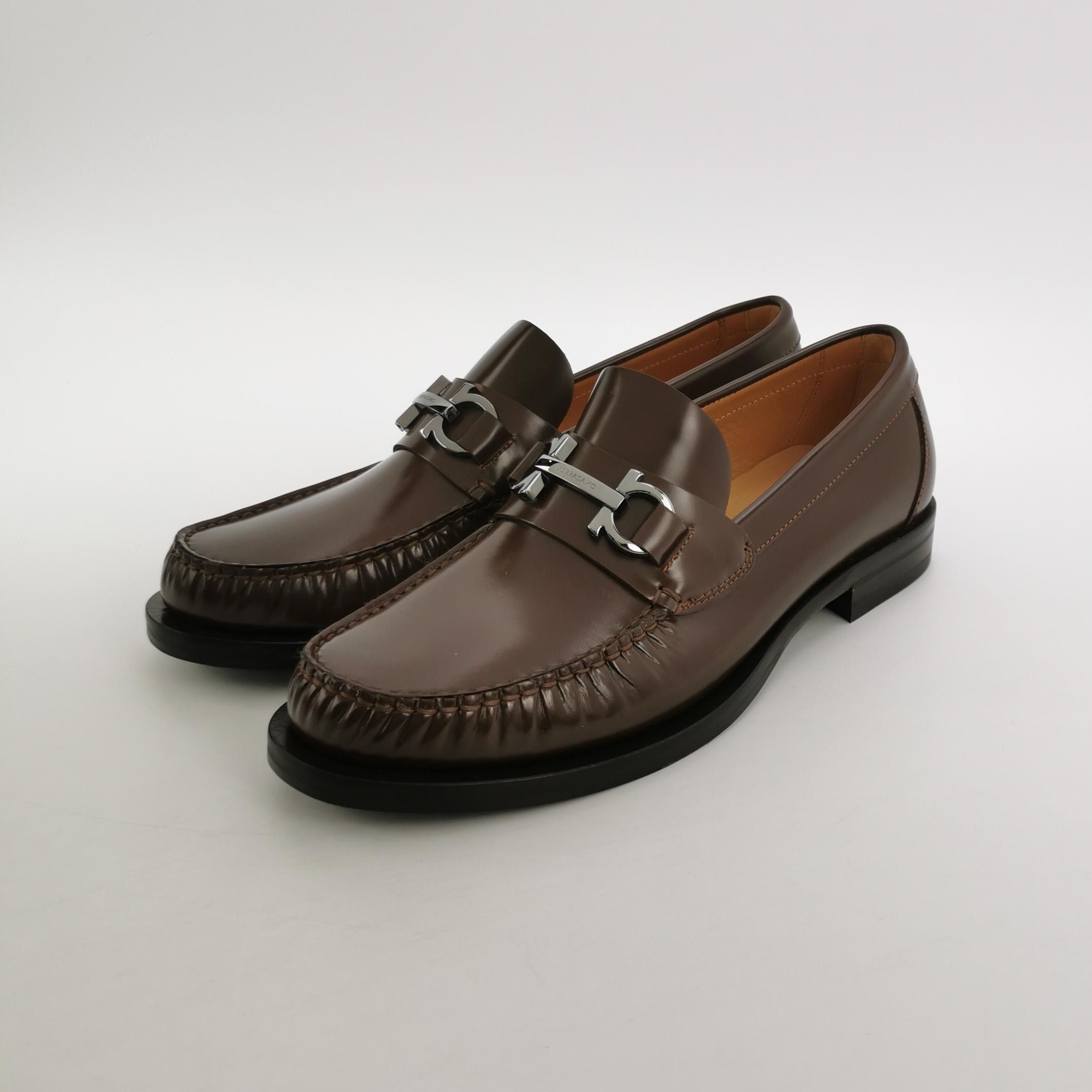Salvatore Ferragamo Salvatore Ferragamo Gancini Leather Loafers US 8 Size US 9 / EU 42 - 3 Thumbnail