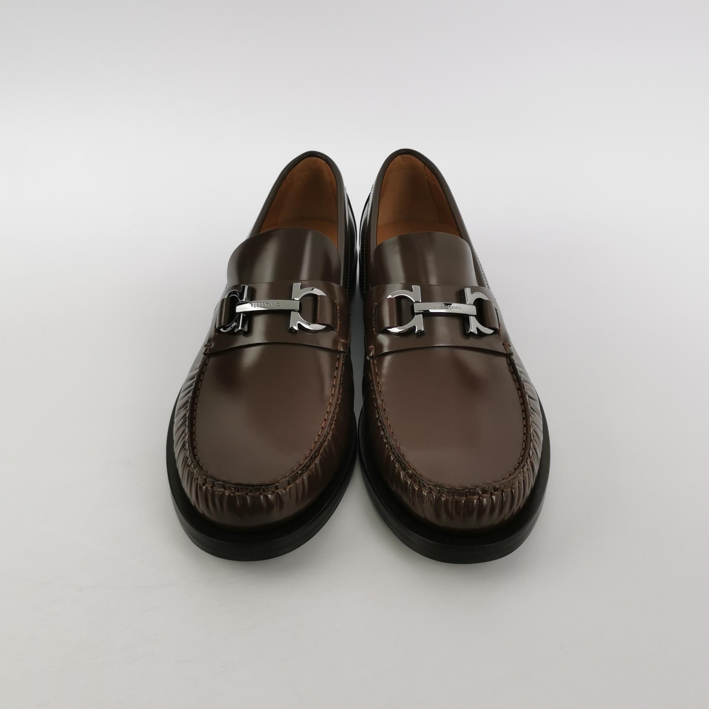 Salvatore Ferragamo Salvatore Ferragamo Gancini Leather Loafers US 8 Size US 9 / EU 42 - 4 Thumbnail