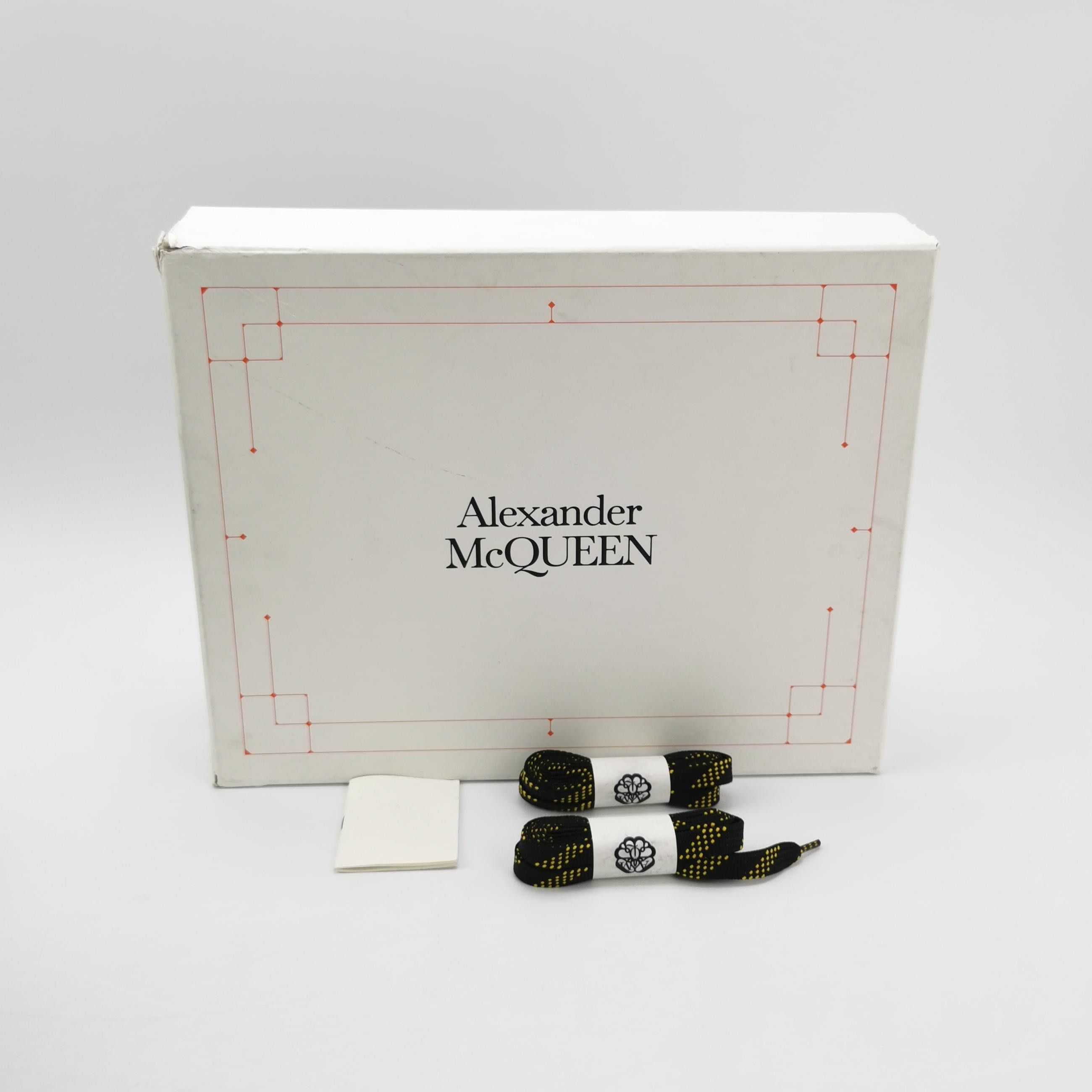 Alexander McQueen Alexander McQueen Panelled Low-Top Sneakers 43 Size US 10 / EU 43 - 7 Thumbnail