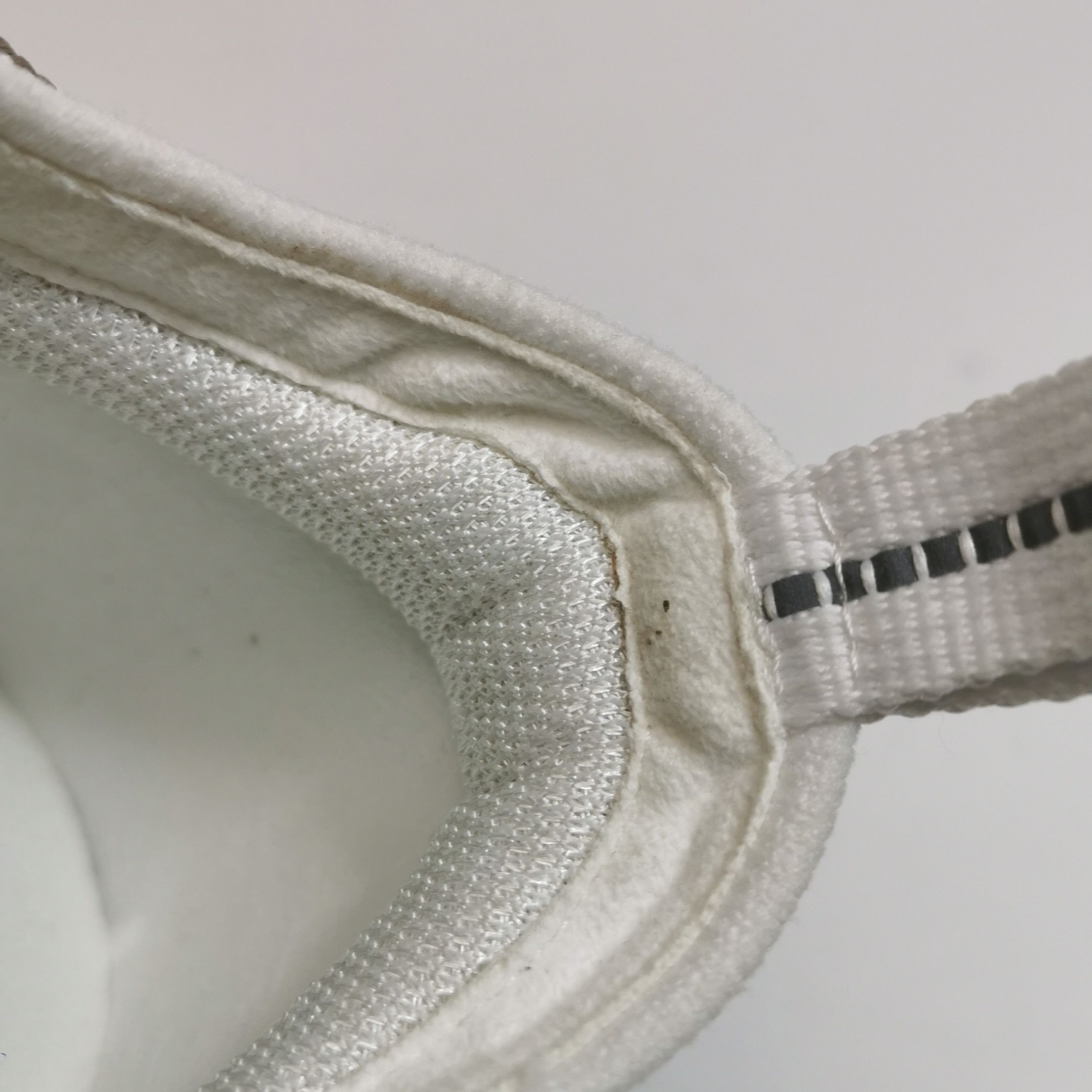 Gucci Gucci Run Interlocking G Sneakers 39.5 Size US 6 / EU 39 - 10 Thumbnail