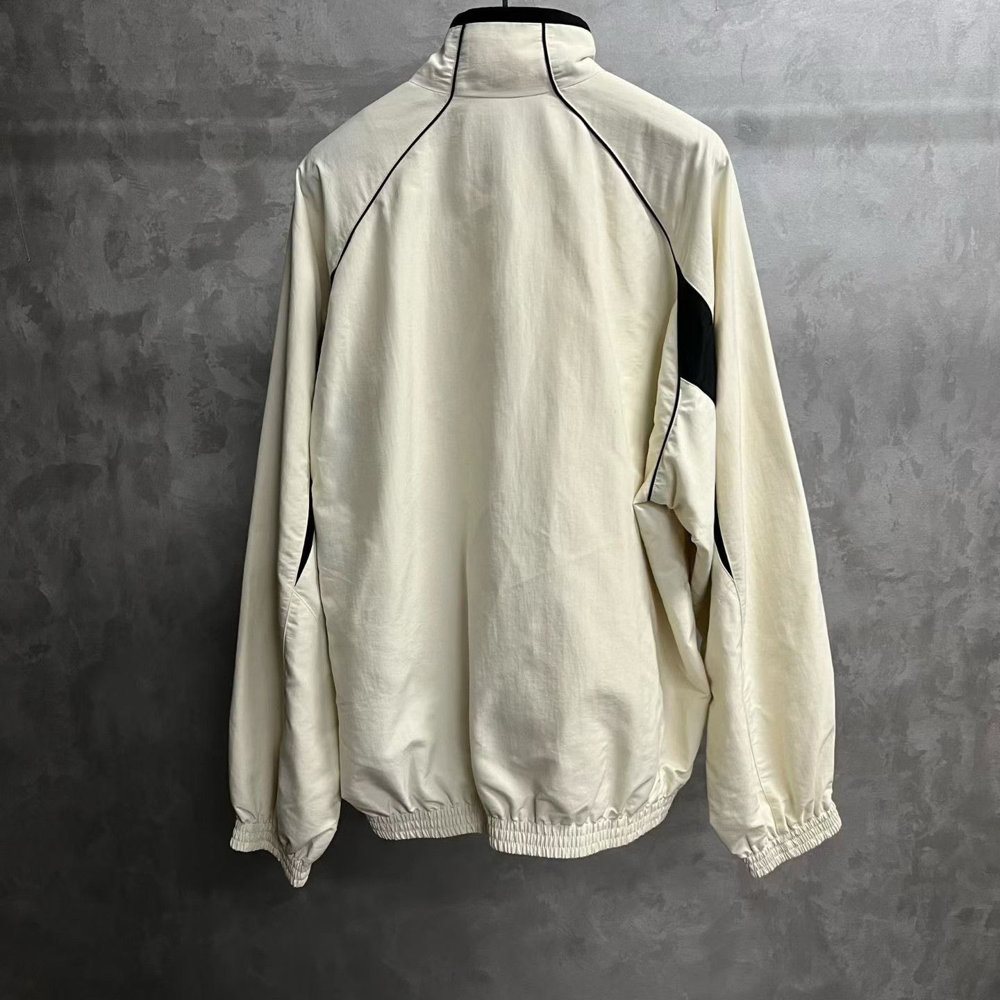 Balenciaga Balenciaga Retro Printed Multi Light Jacket xs Men Size US XS / EU 42 / 0 - 2 Thumbnail