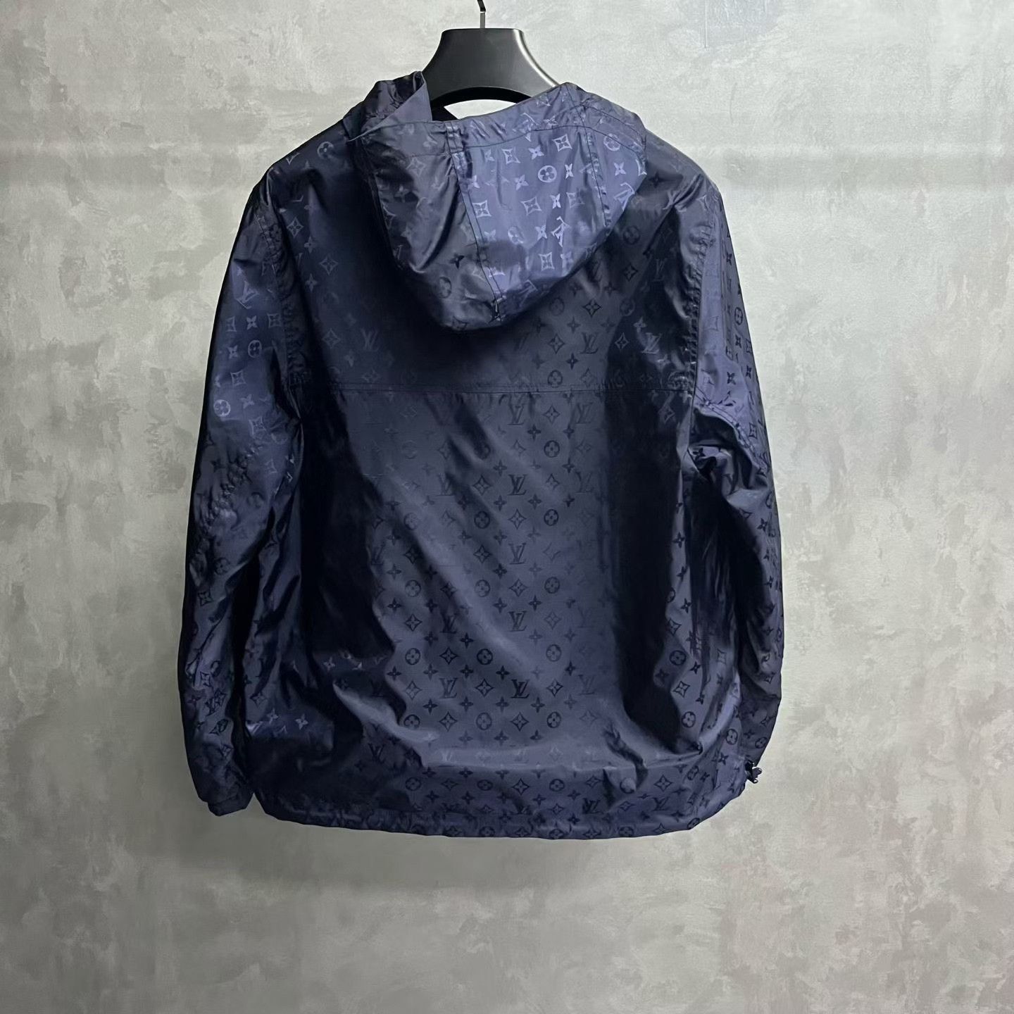 Louis Vuitton Louis Vuitton Nylon Blue Light Jacket M Men Size US M / EU 48-50 / 2 - 5 Thumbnail