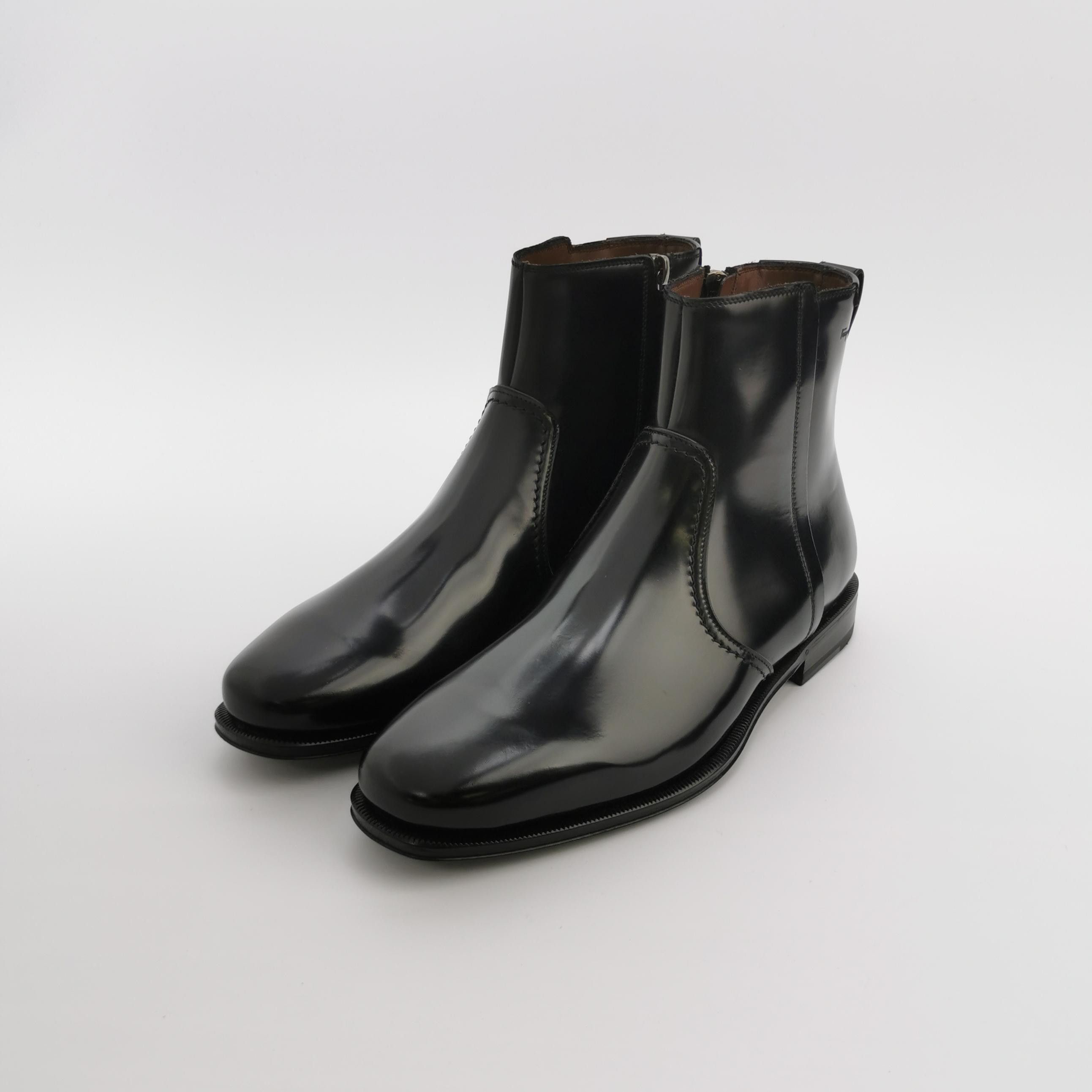 Salvatore Ferragamo Salvatore Ferragamo Leather Side-Zip Boots 6.5 Size US 6 / EU 39 - 3 Thumbnail