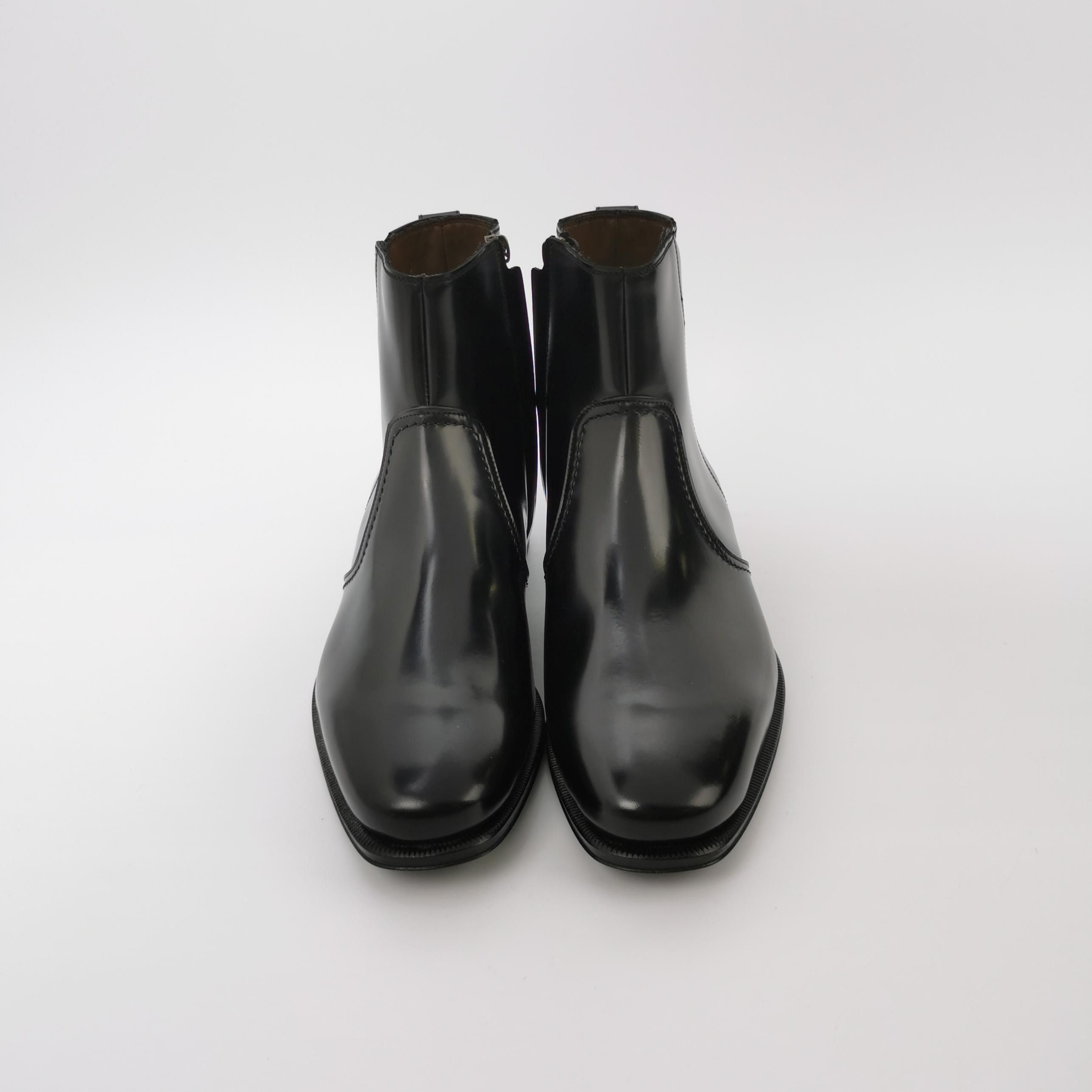 Salvatore Ferragamo Salvatore Ferragamo Leather Side-Zip Boots 6.5 Size US 6 / EU 39 - 4 Thumbnail