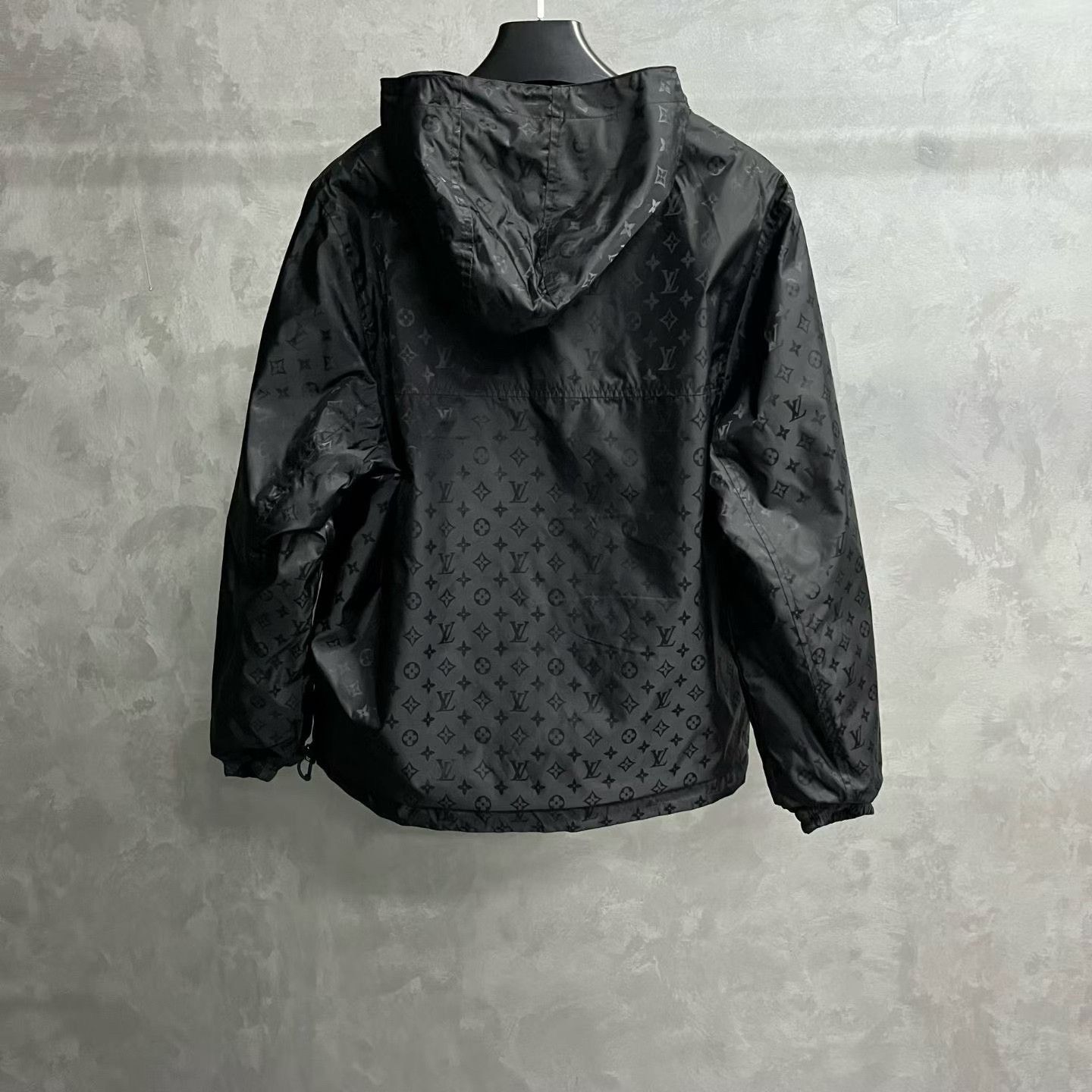 Louis Vuitton Louis Vuitton Nylon Black Light Jacket m Men Size US M / EU 48-50 / 2 - 2 Thumbnail