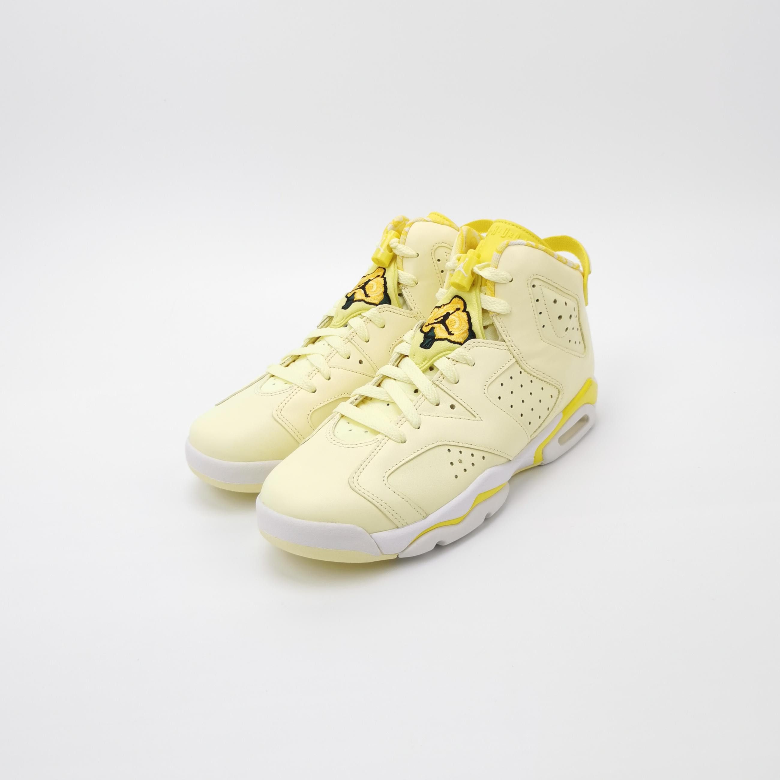Nike Air Jordan 6 Citrus Floral Hi-Top Sneakers US 7 Size US 7 / EU 40 - 3 Thumbnail