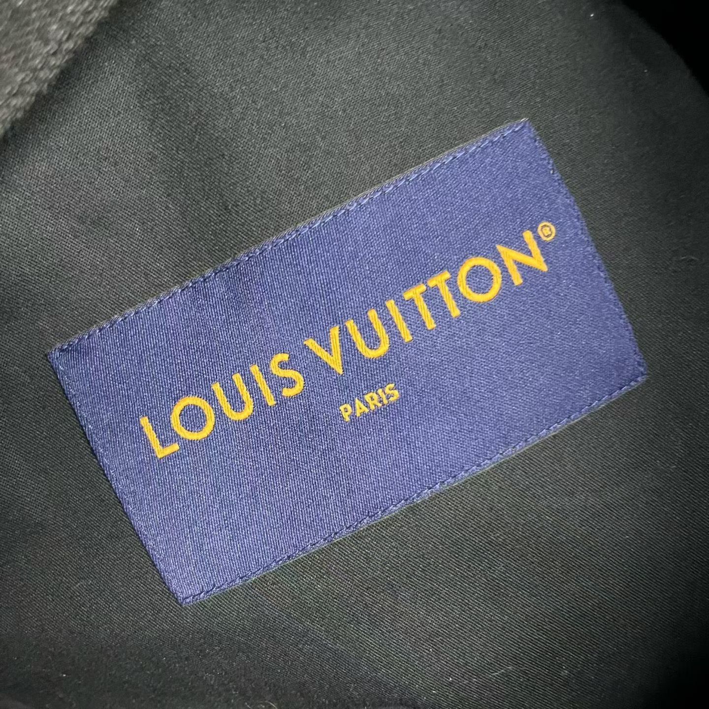 Louis Vuitton Louis Vuitton Retro Printed Blue Light Jacket M Men Size US M / EU 48-50 / 2 - 3 Thumbnail