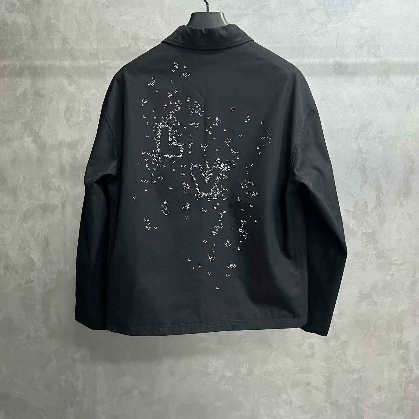 Louis Vuitton Louis Vuitton Retro Printed Black Light Jacket 48 Men Size US M / EU 48-50 / 2 - 2 Thumbnail