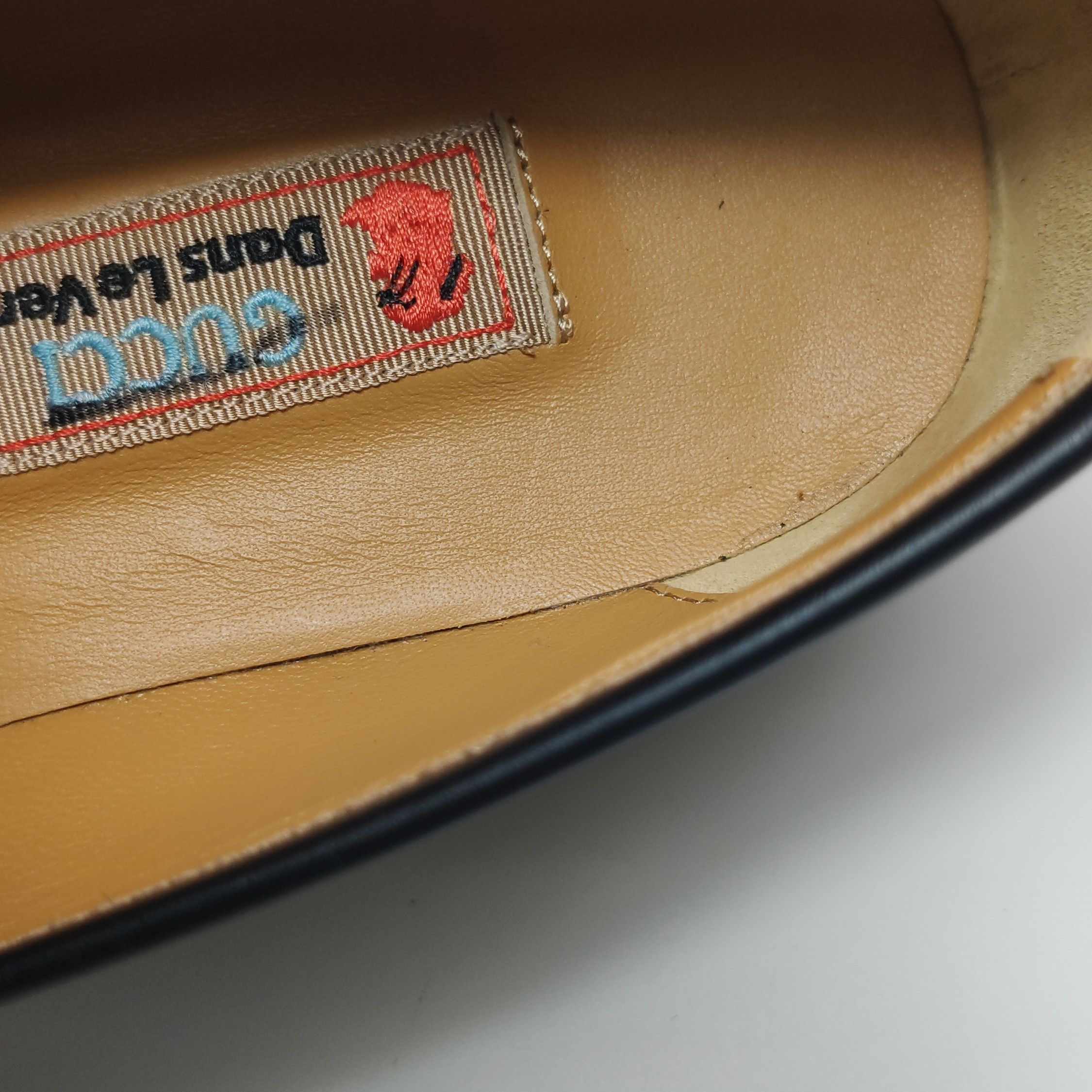 Gucci Gucci Rabbit Graphic Tassel Loafers 40 Size US 7 / EU 40 - 11 Thumbnail