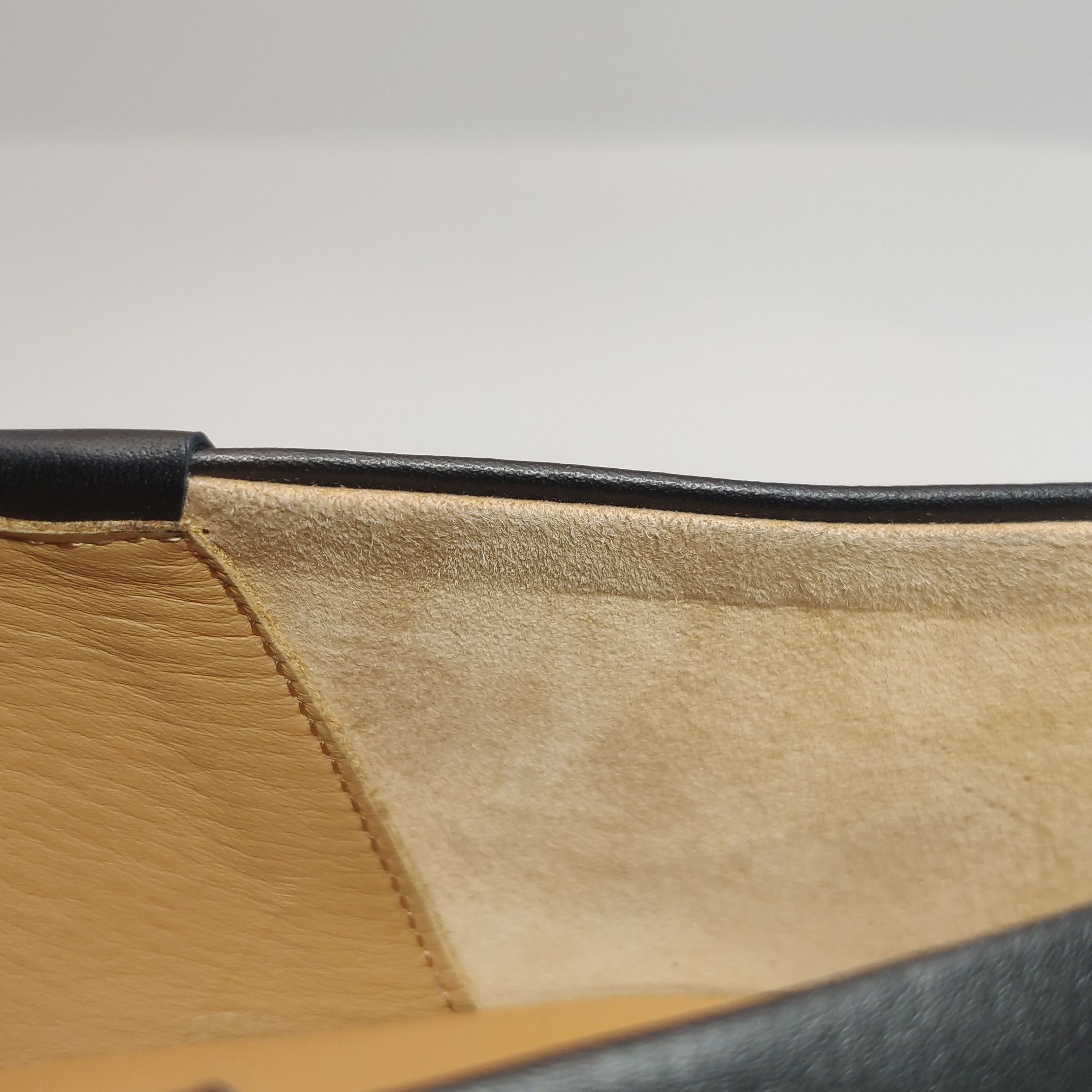 Salvatore Ferragamo Salvatore Ferragamo Gancini Leather Loafers 8 EEE Size US 9 / EU 42 - 9 Thumbnail
