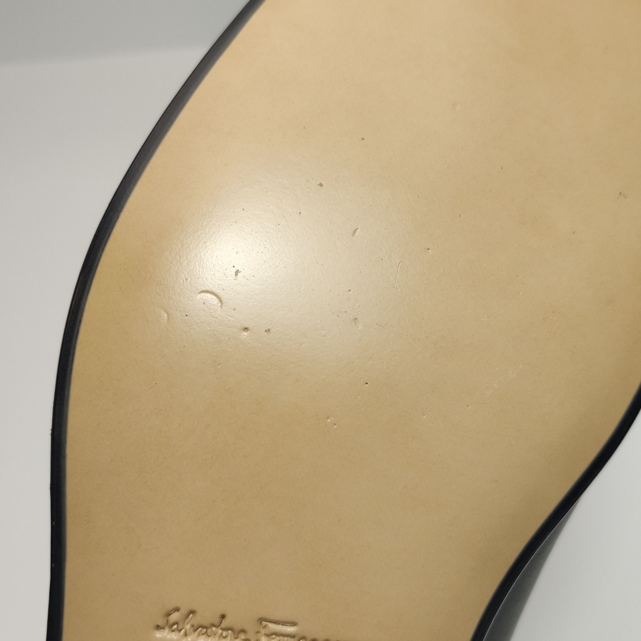Salvatore Ferragamo Salvatore Ferragamo Gancini Leather Loafers 8 EEE Size US 9 / EU 42 - 10 Thumbnail