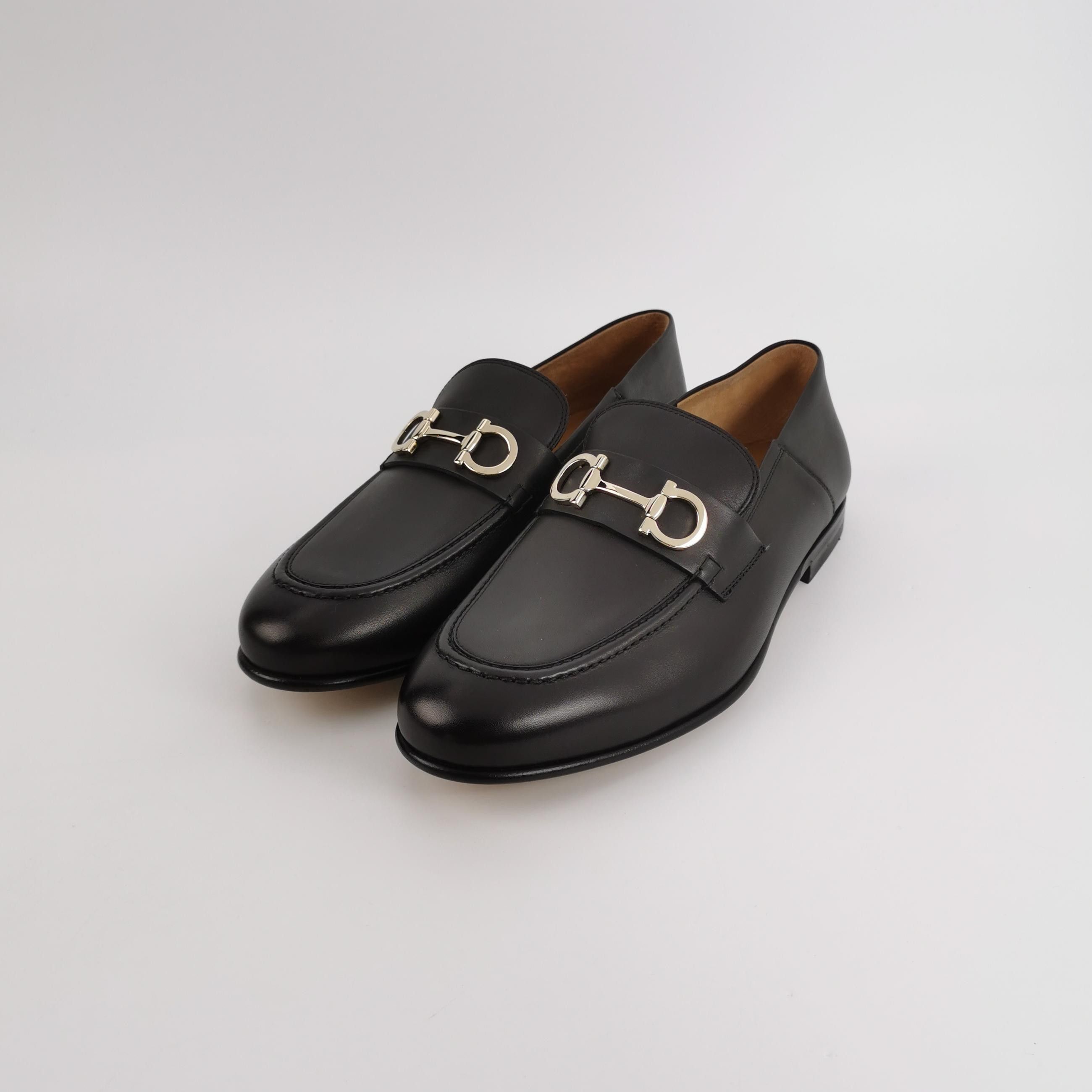 Salvatore Ferragamo Salvatore Ferragamo Gancini Leather Loafers 8 EEE Size US 9 / EU 42 - 3 Thumbnail