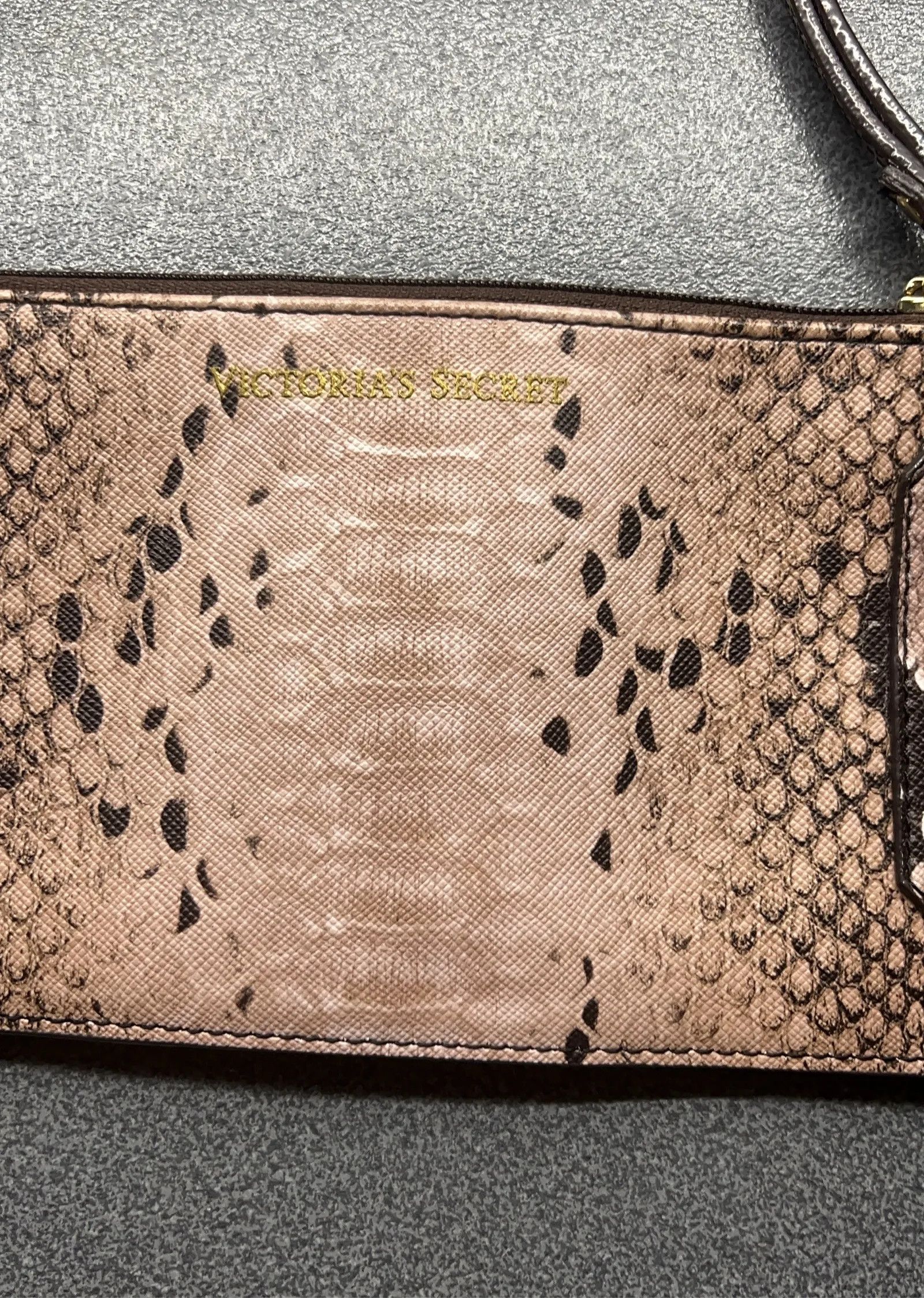 Victoria's Secret Victoria’s Secret Clutch. bag Size ONE SIZE - 2 Thumbnail