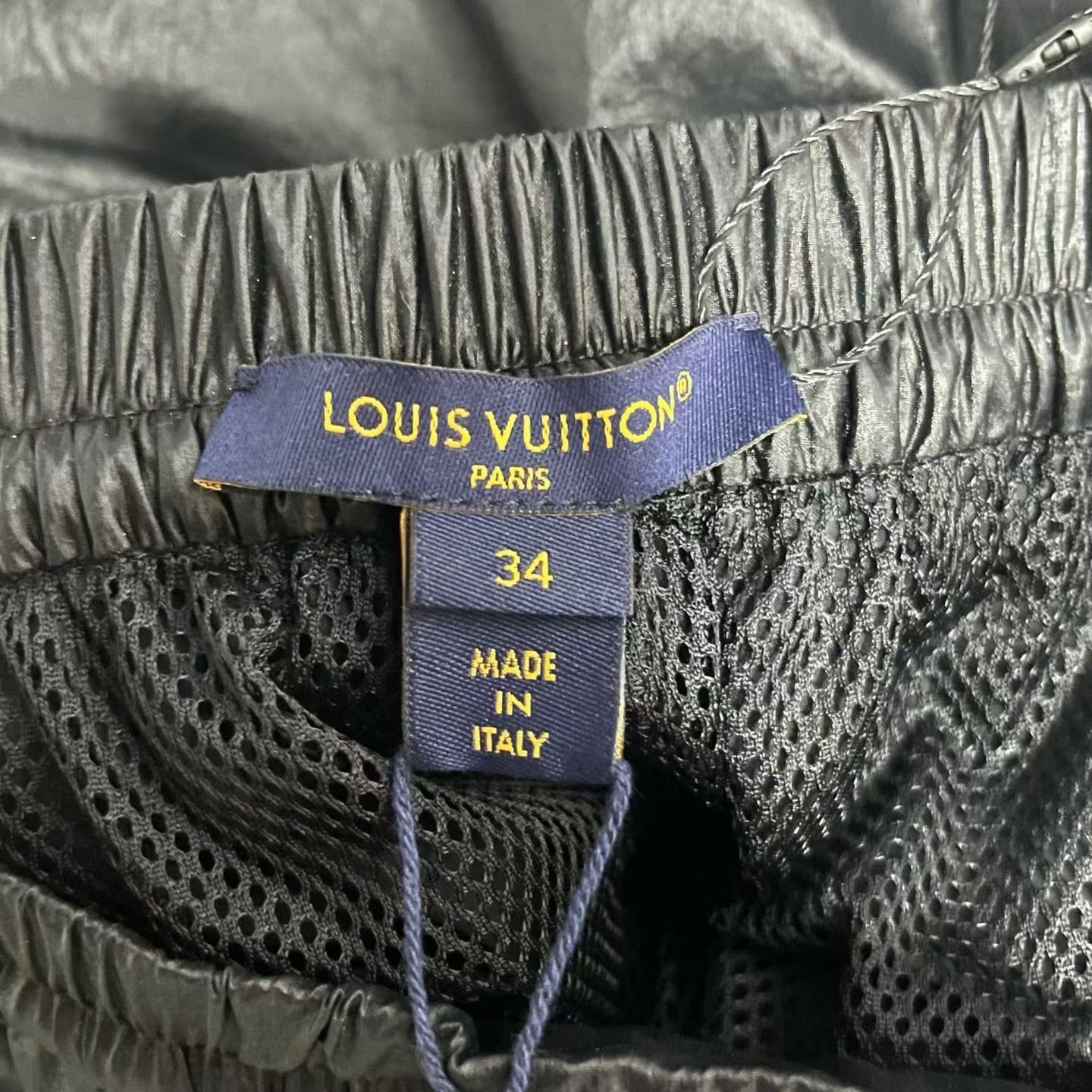 Louis Vuitton Louis Vuitton Retro Printed Black Pants 24 Women Size 24" / US 00 / IT 34 - 3 Thumbnail