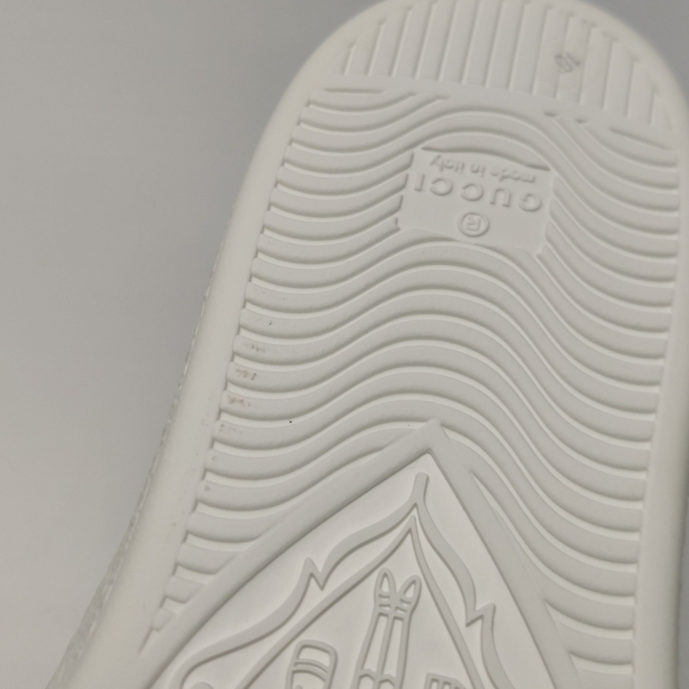 Gucci Gucci Ace Logo Strap Sneakers 44 Size US 11 / EU 44 - 10 Thumbnail