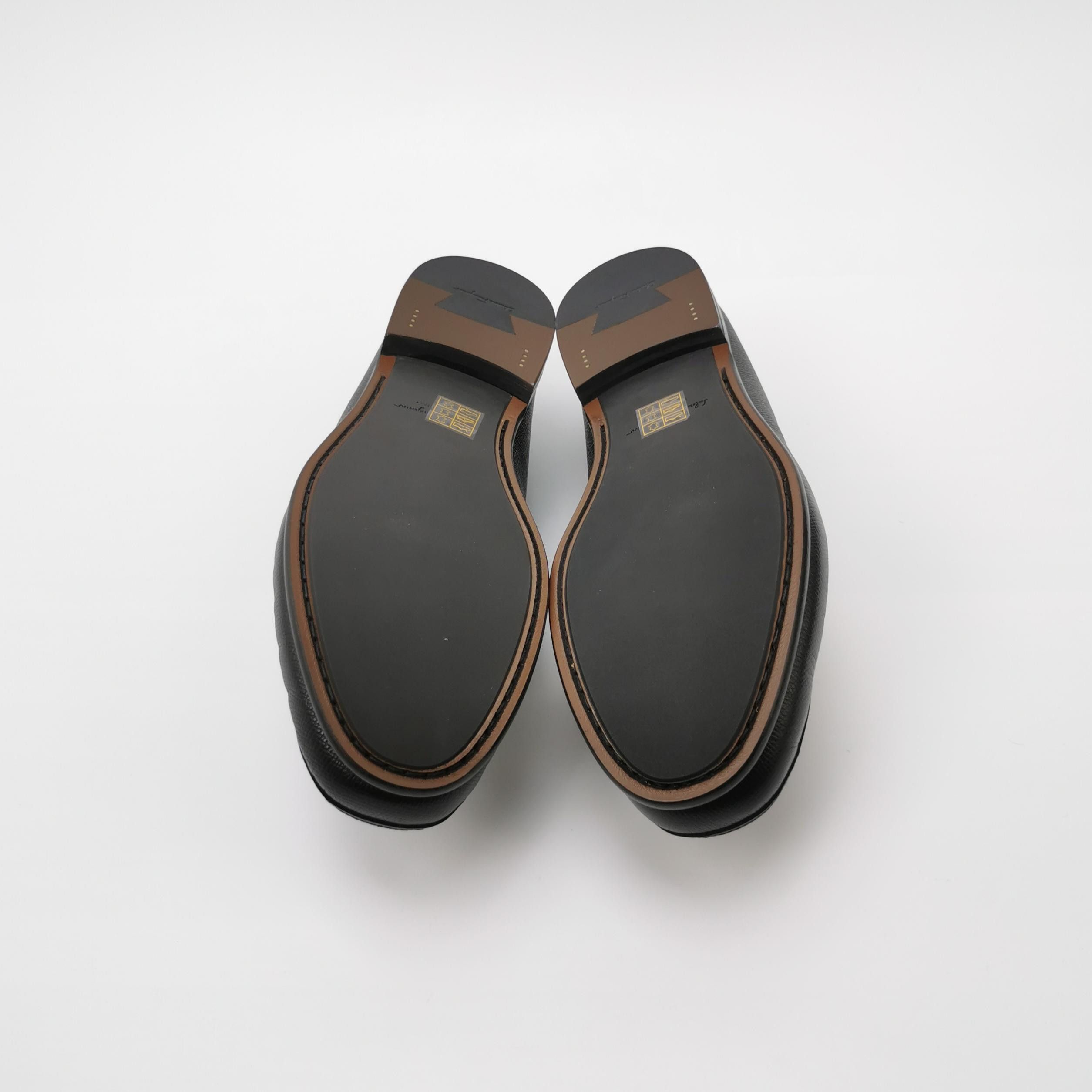 Salvatore Ferragamo Salvatore Ferragamo Gancini Grained Leather Loafers 41.5 Size US 8 / EU 41 - 6 Thumbnail