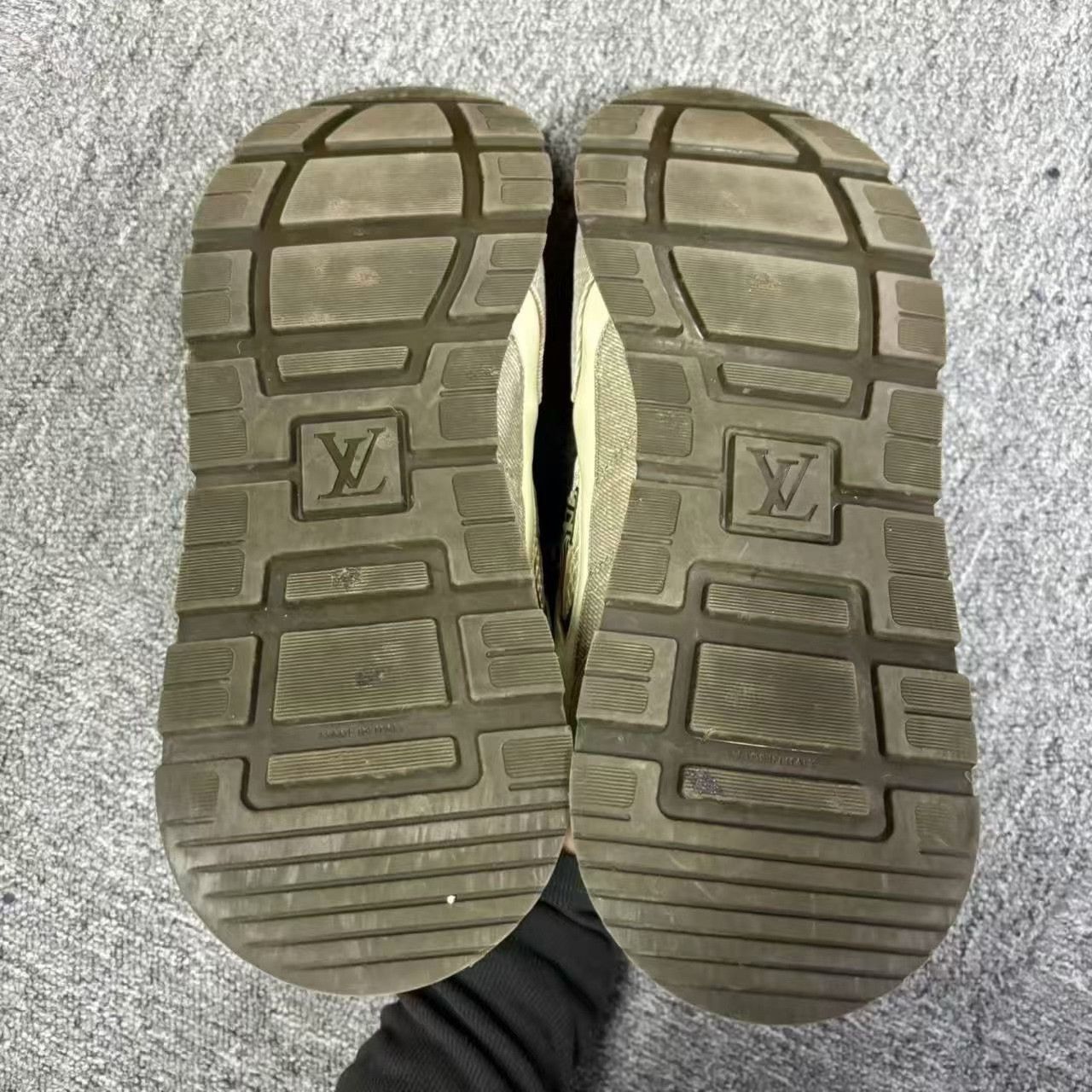 Louis Vuitton Louis Vuitton Denim Brown Lowtop Sneakers 10 Men Size US 10 / EU 43 - 6 Thumbnail