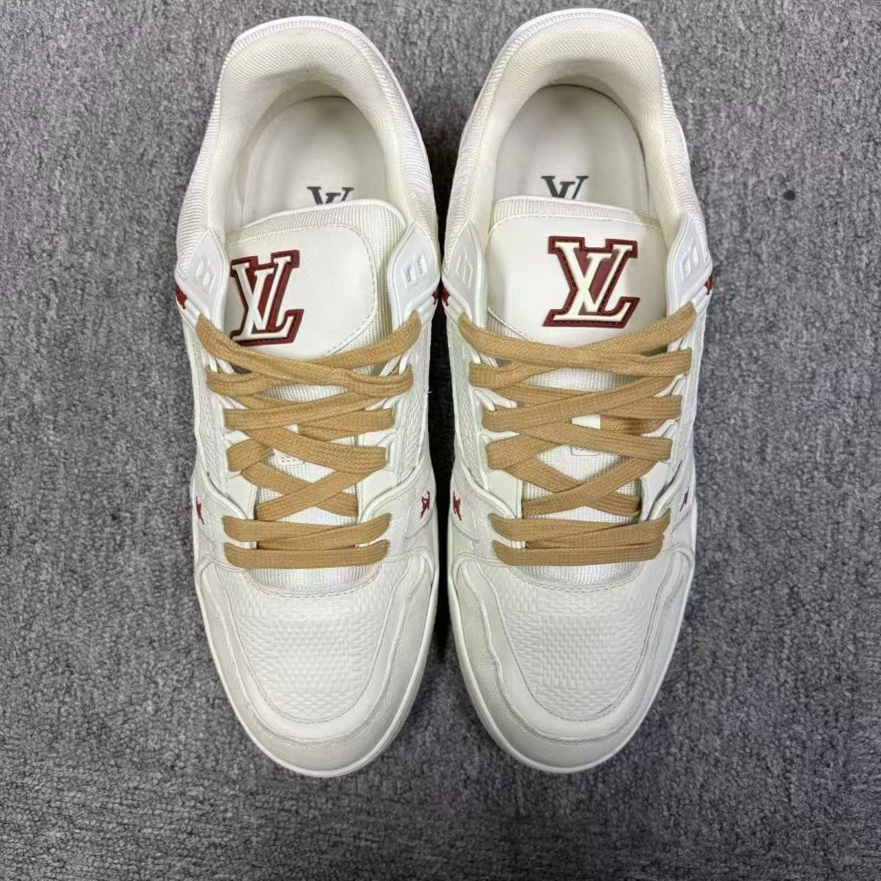 Louis Vuitton Louis Vuitton Leather White Lowtop Sneakers 8 Men Size US 8 / EU 41 - 2 Thumbnail