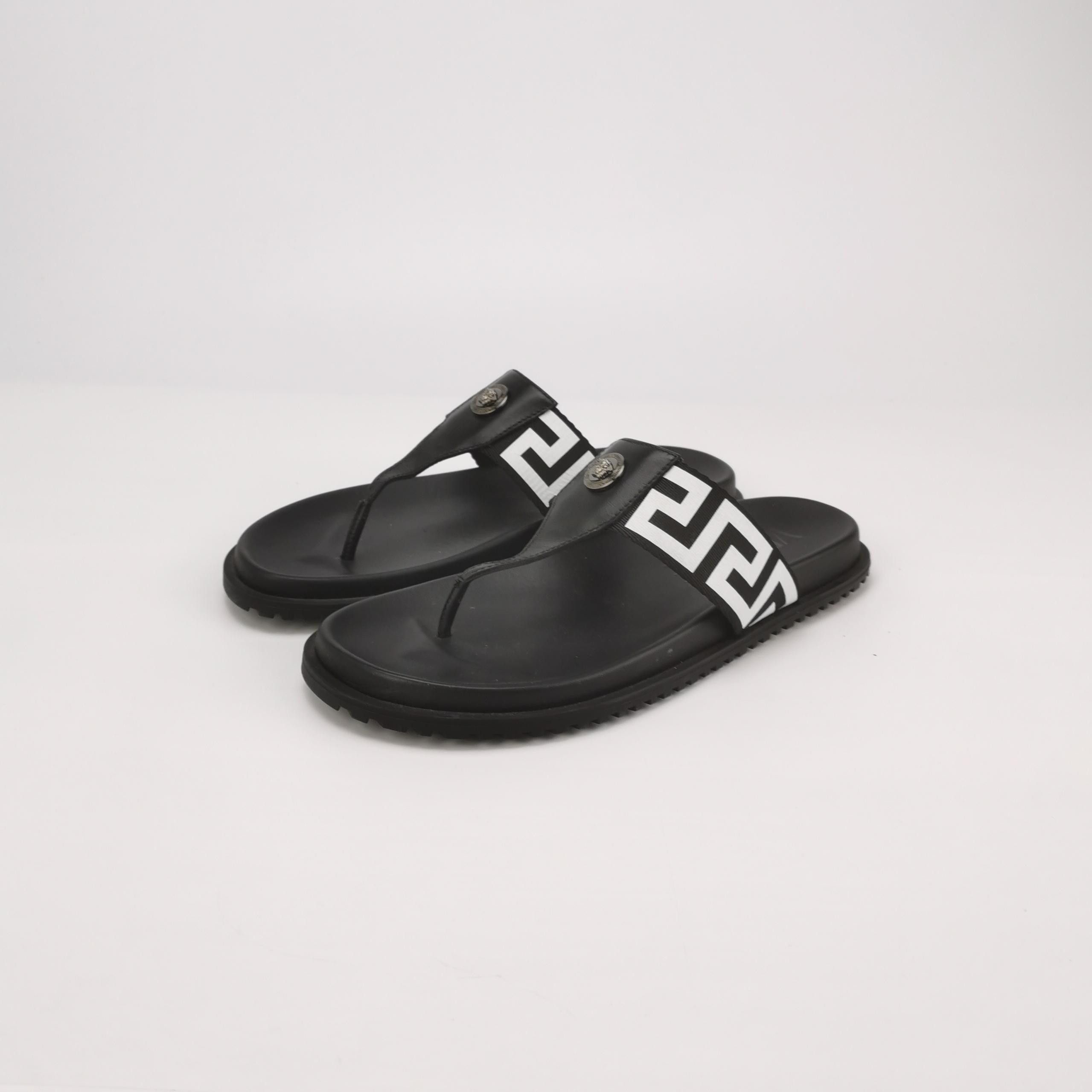 Versace Versace Greca Pattern Leather Thong Sandals 40 Size US 7 / EU 40 - 3 Thumbnail