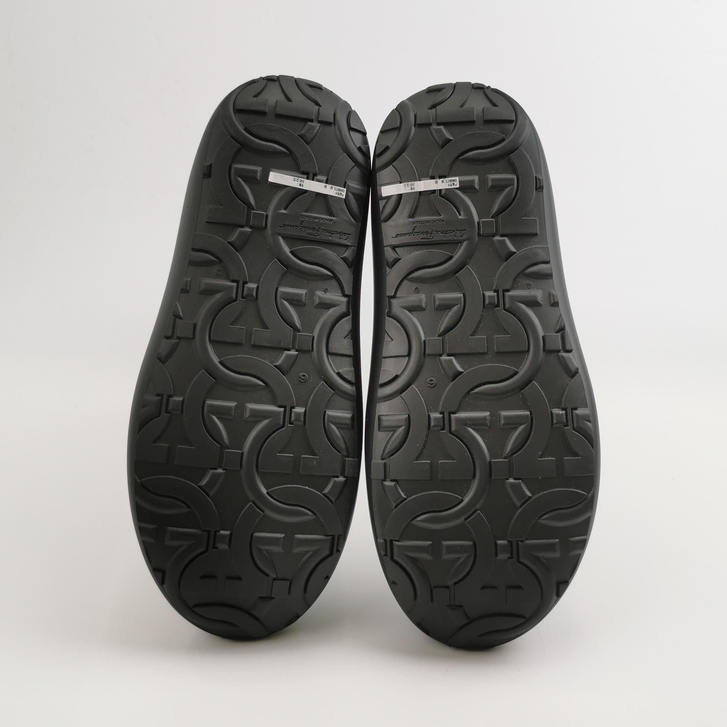 Salvatore Ferragamo Salvatore Ferragamo Gancini Logo Rain Boots 40 Size US 10 / IT 40 - 6 Thumbnail